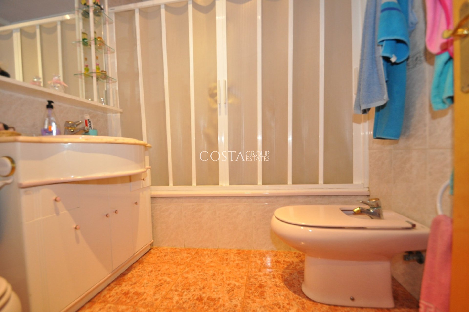 Resale - House -
Pinoso - Pinoso Centro