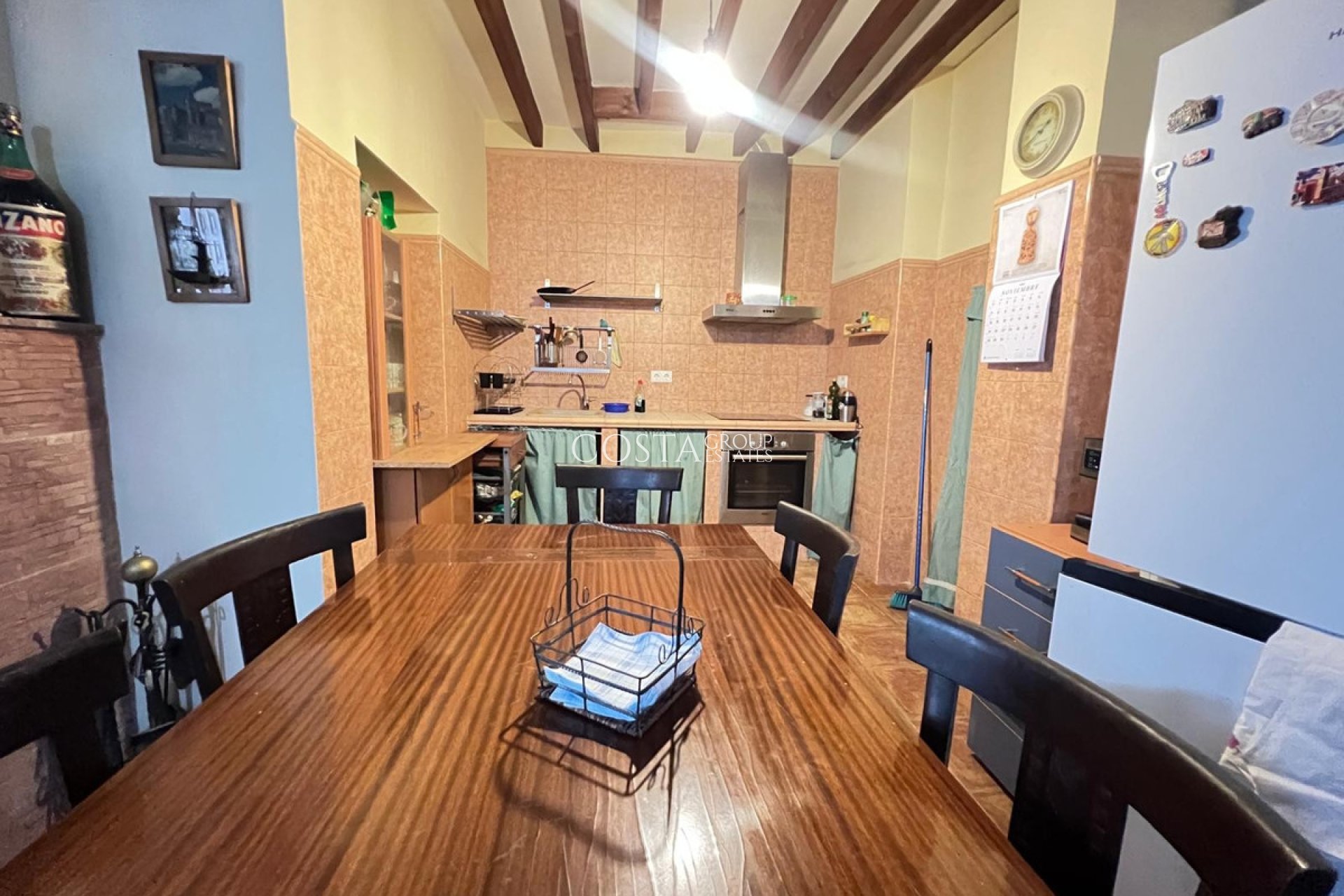 Resale - House -
Pinoso - Pinoso Centro