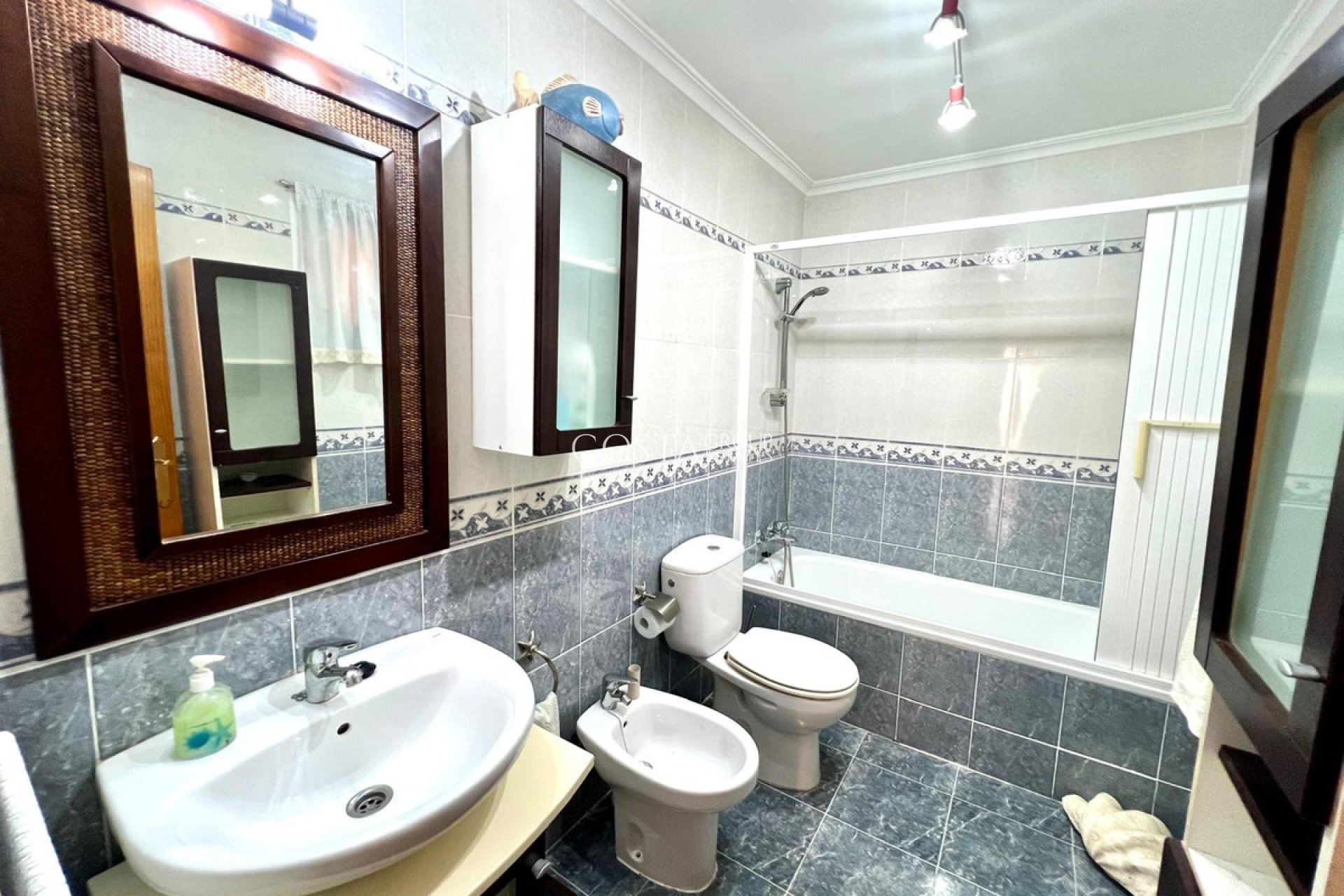 Resale - House -
Pinoso - Pinoso Centro