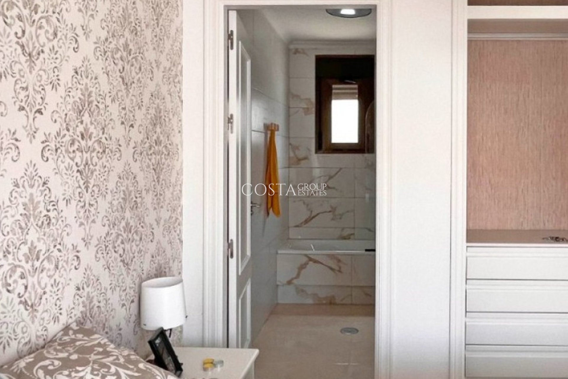 Resale - House -
San Miguel de Salinas - San Miguel de Salinas Centro