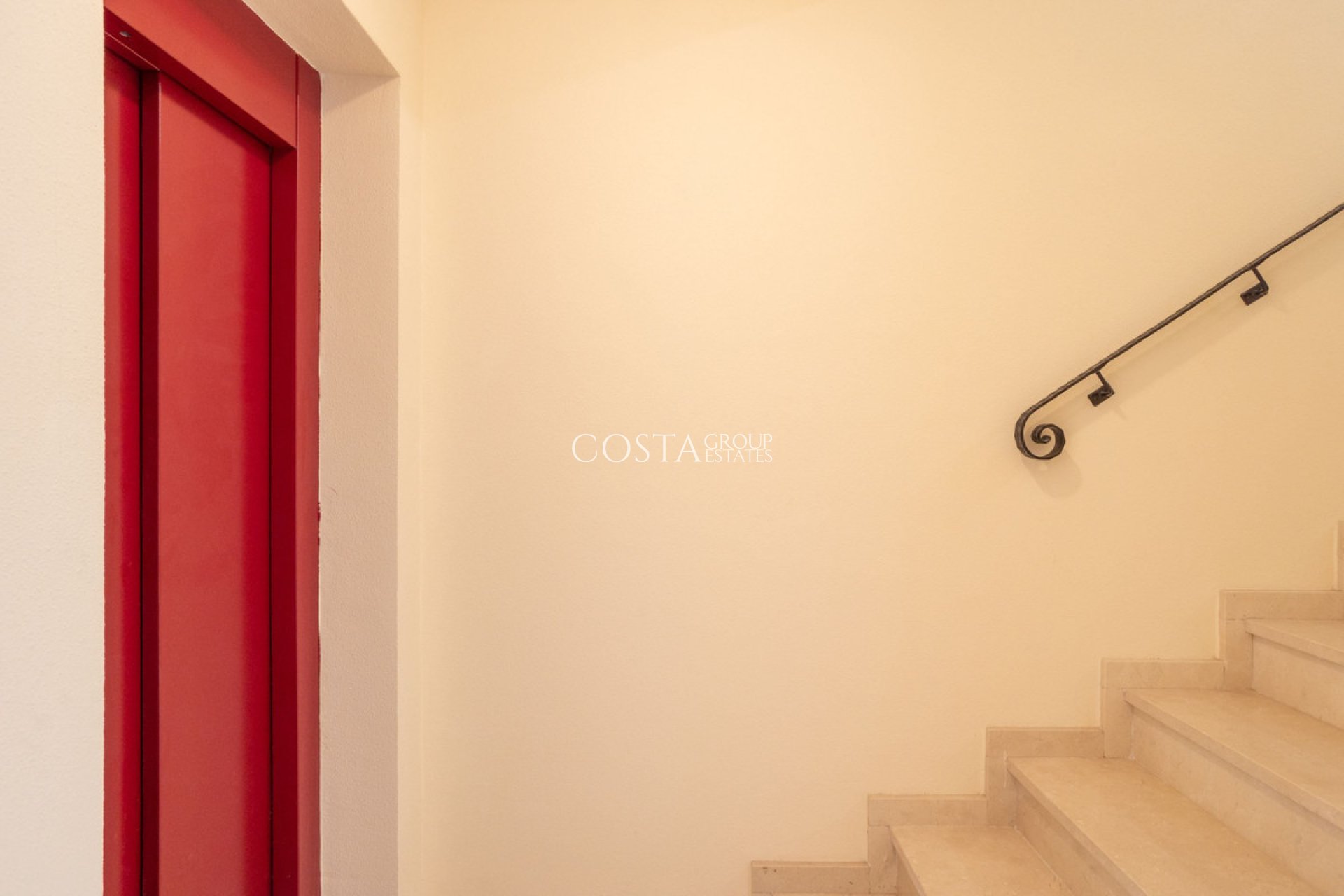 Resale - House -
San Miguel de Salinas - San Miguel de Salinas Centro