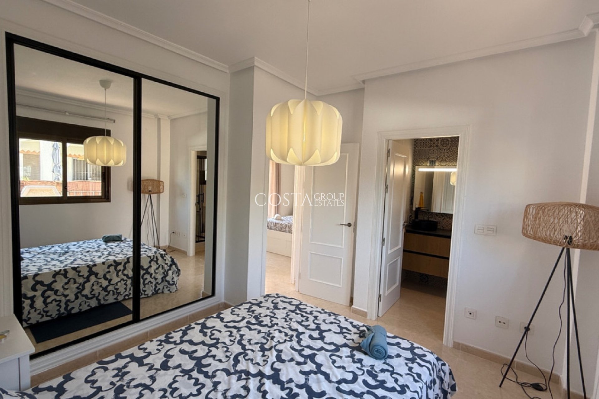 Resale - House -
San Miguel de Salinas - San Miguel de Salinas Centro