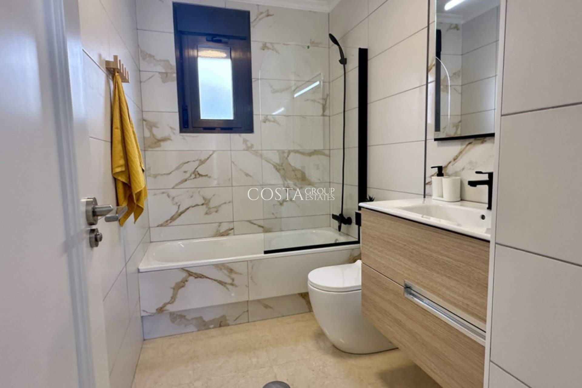 Resale - House -
San Miguel de Salinas - San Miguel de Salinas Centro