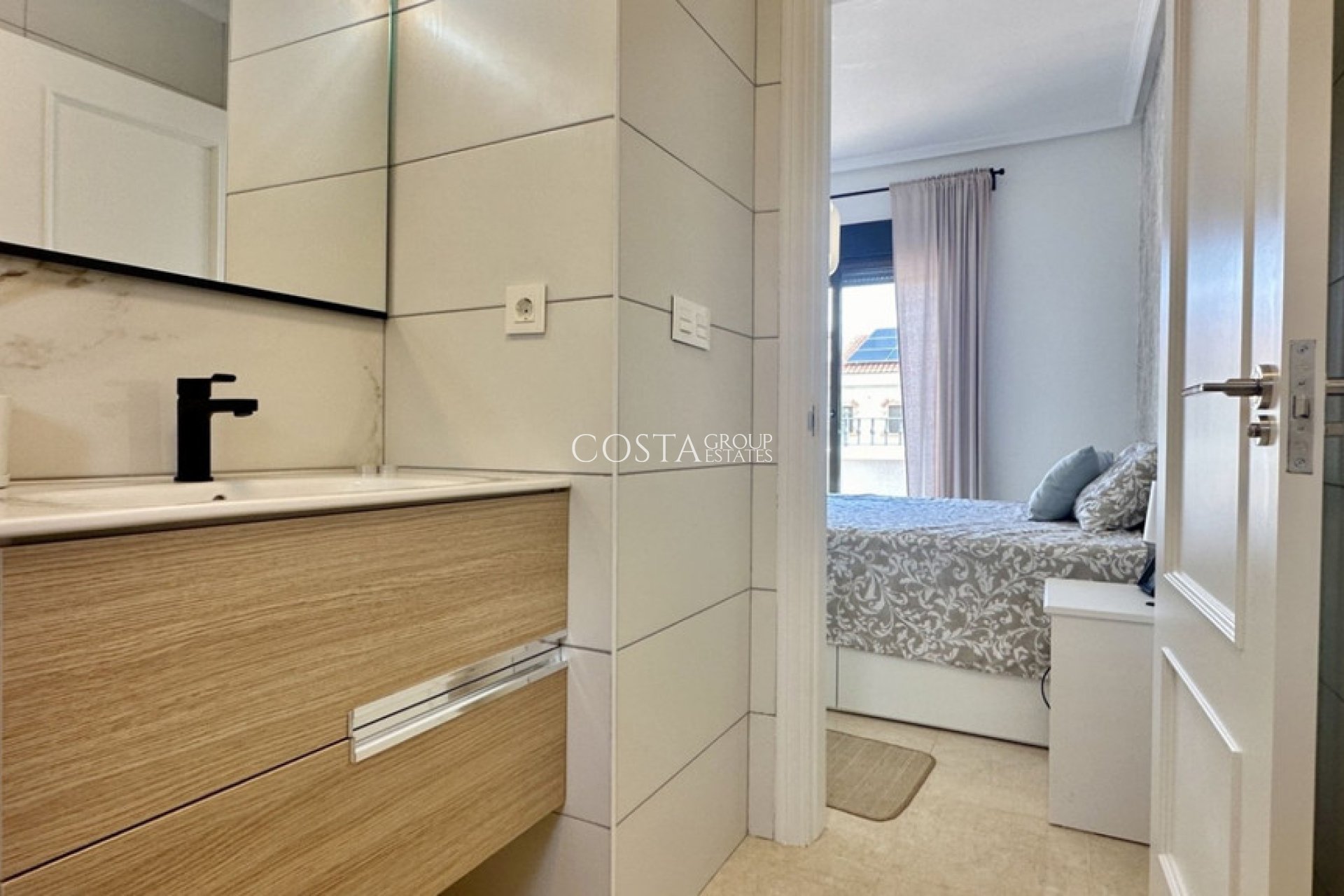 Resale - House -
San Miguel de Salinas - San Miguel de Salinas Centro