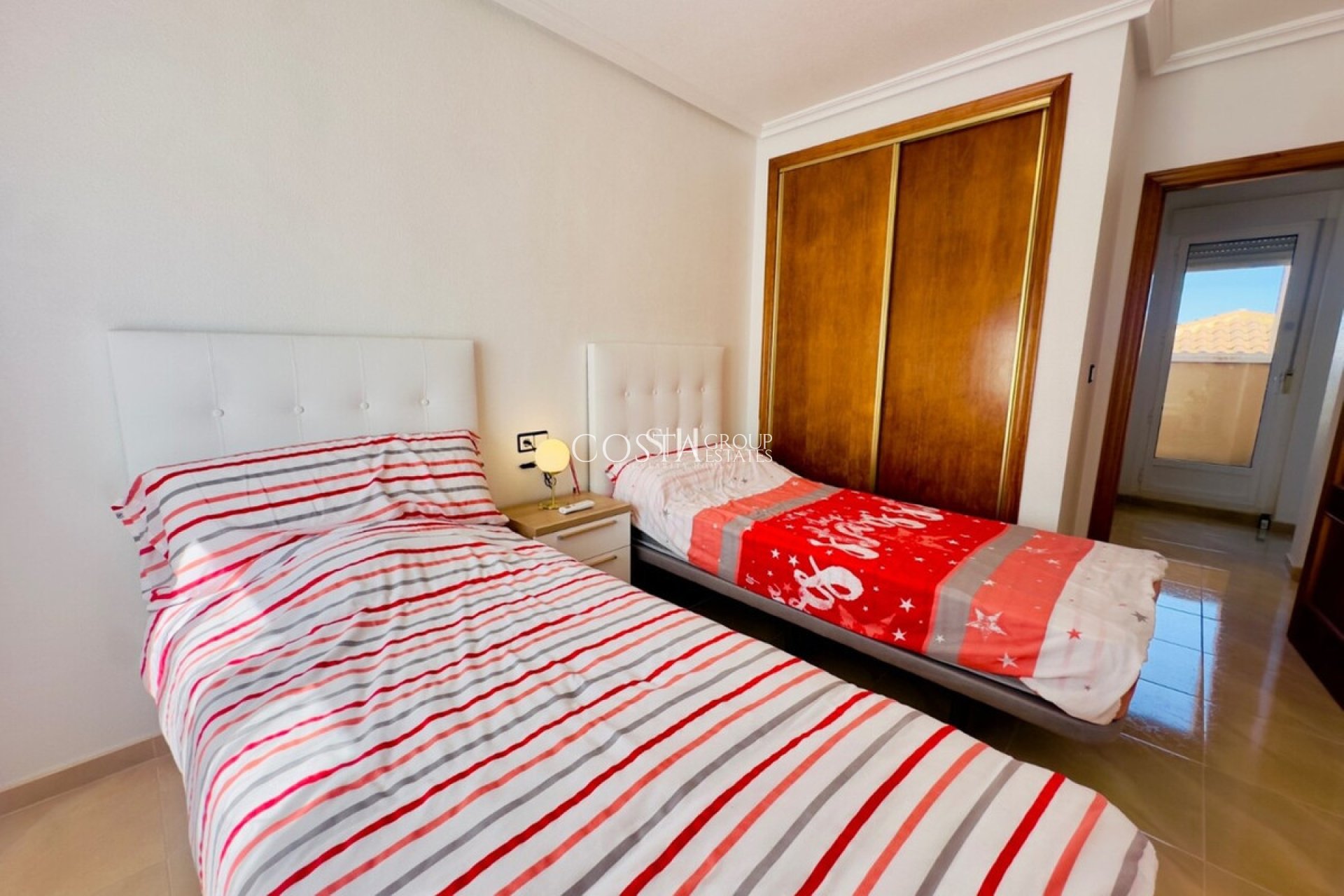 Resale - House -
San Miguel de Salinas - San Miguel de Salinas Centro