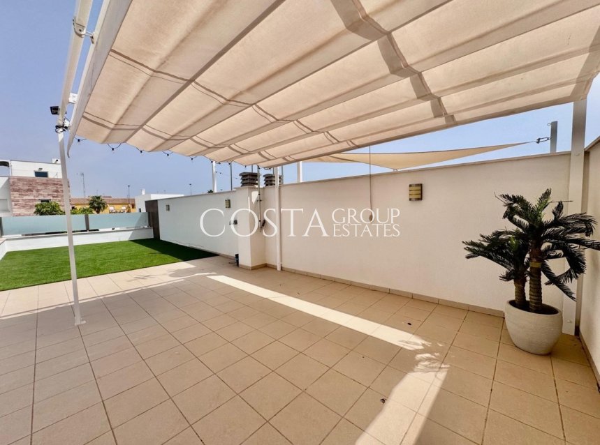 Resale - House -
San Pedro del Pinatar - Lo Pagan