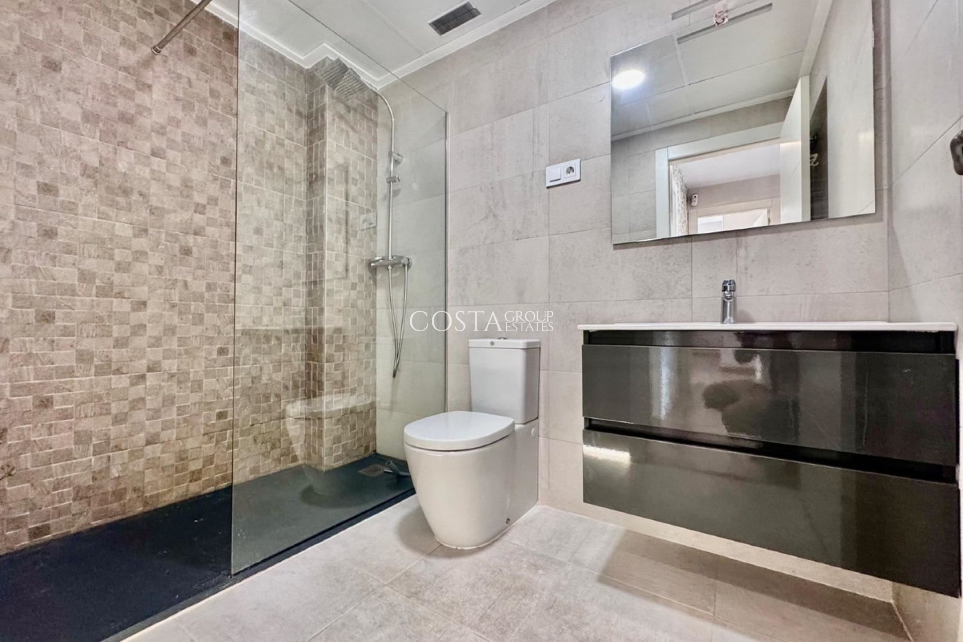 Resale - House -
San Pedro del Pinatar - Lo Pagan