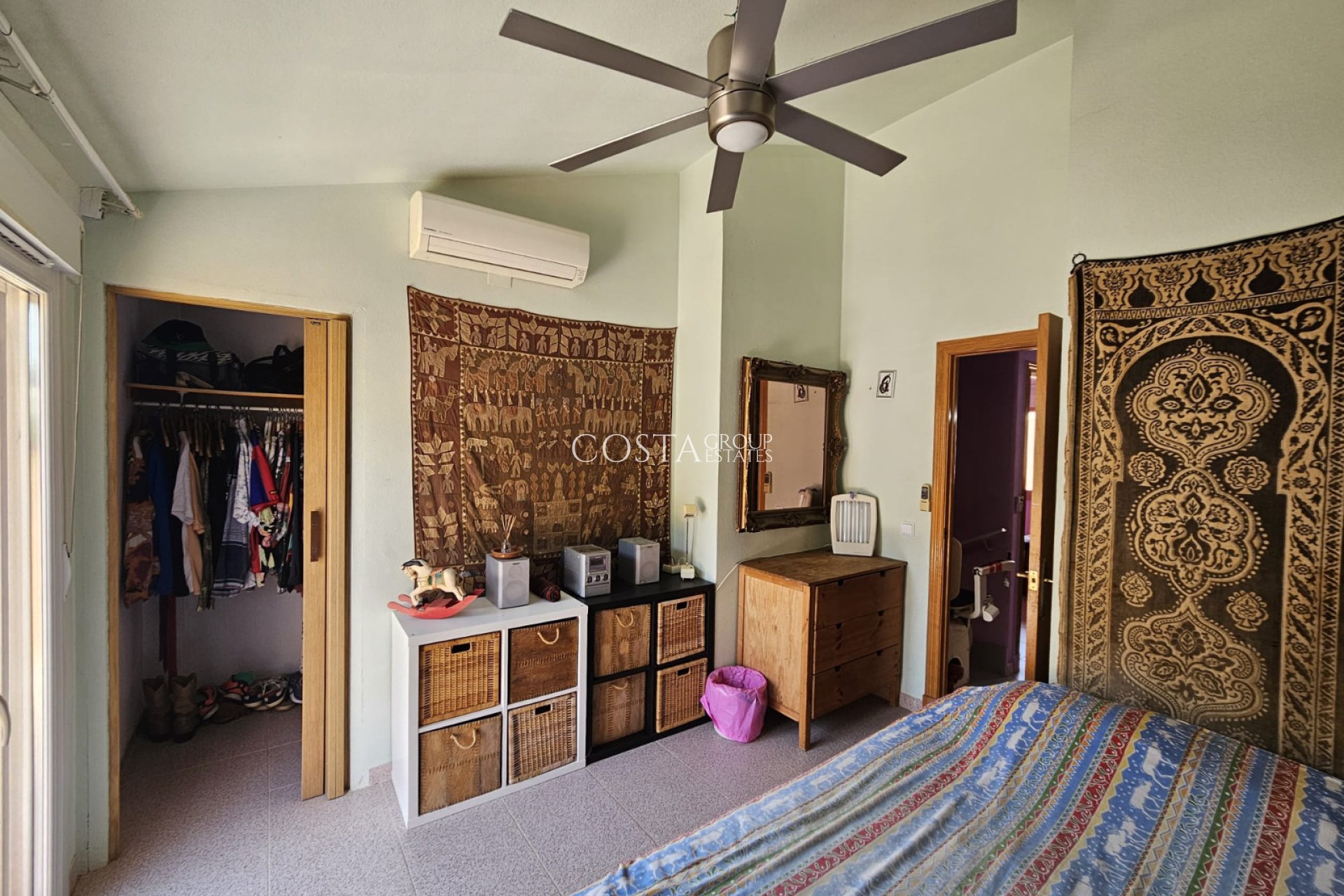 Resale - House -
Torre de la Horadada