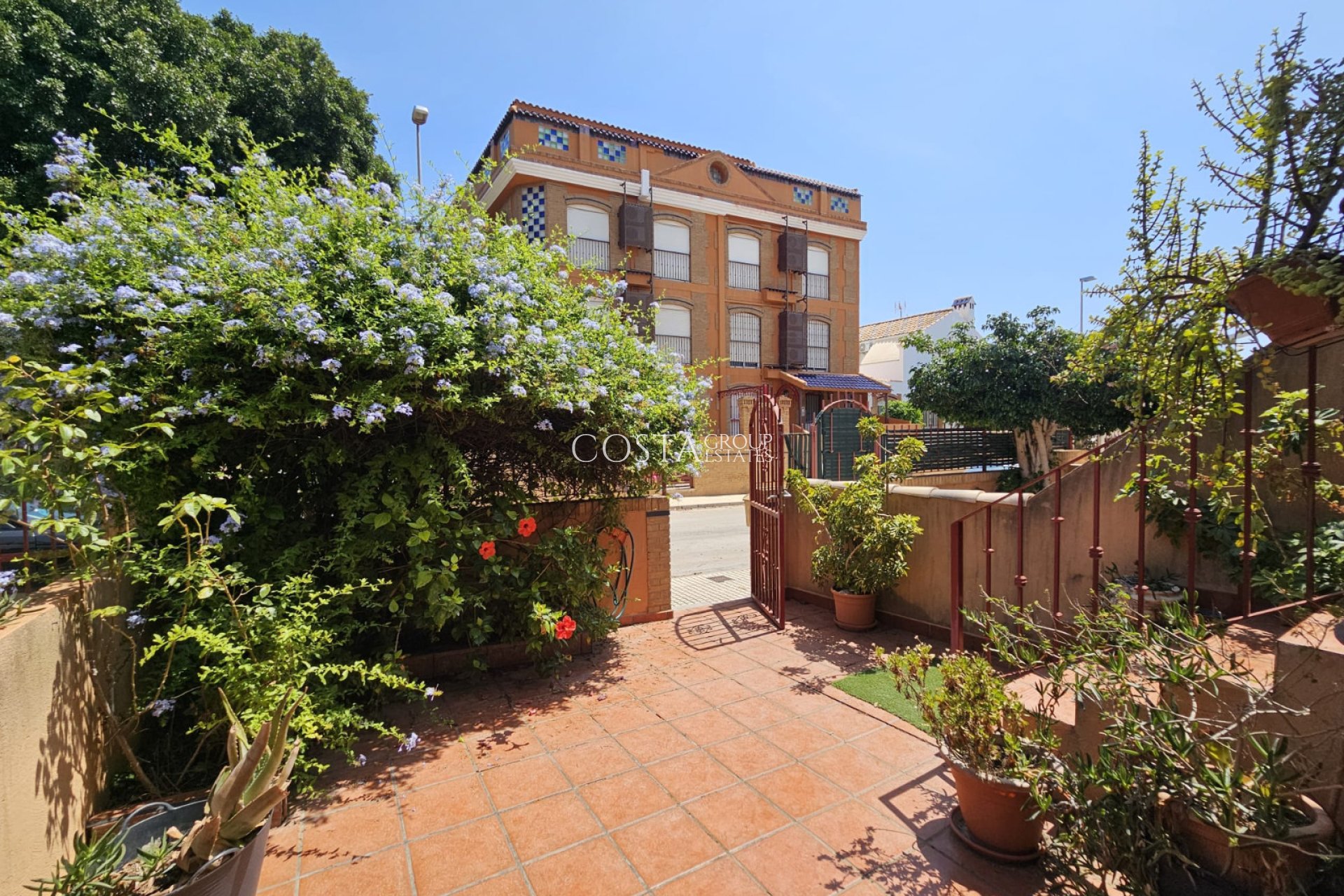 Resale - House -
Torre de la Horadada