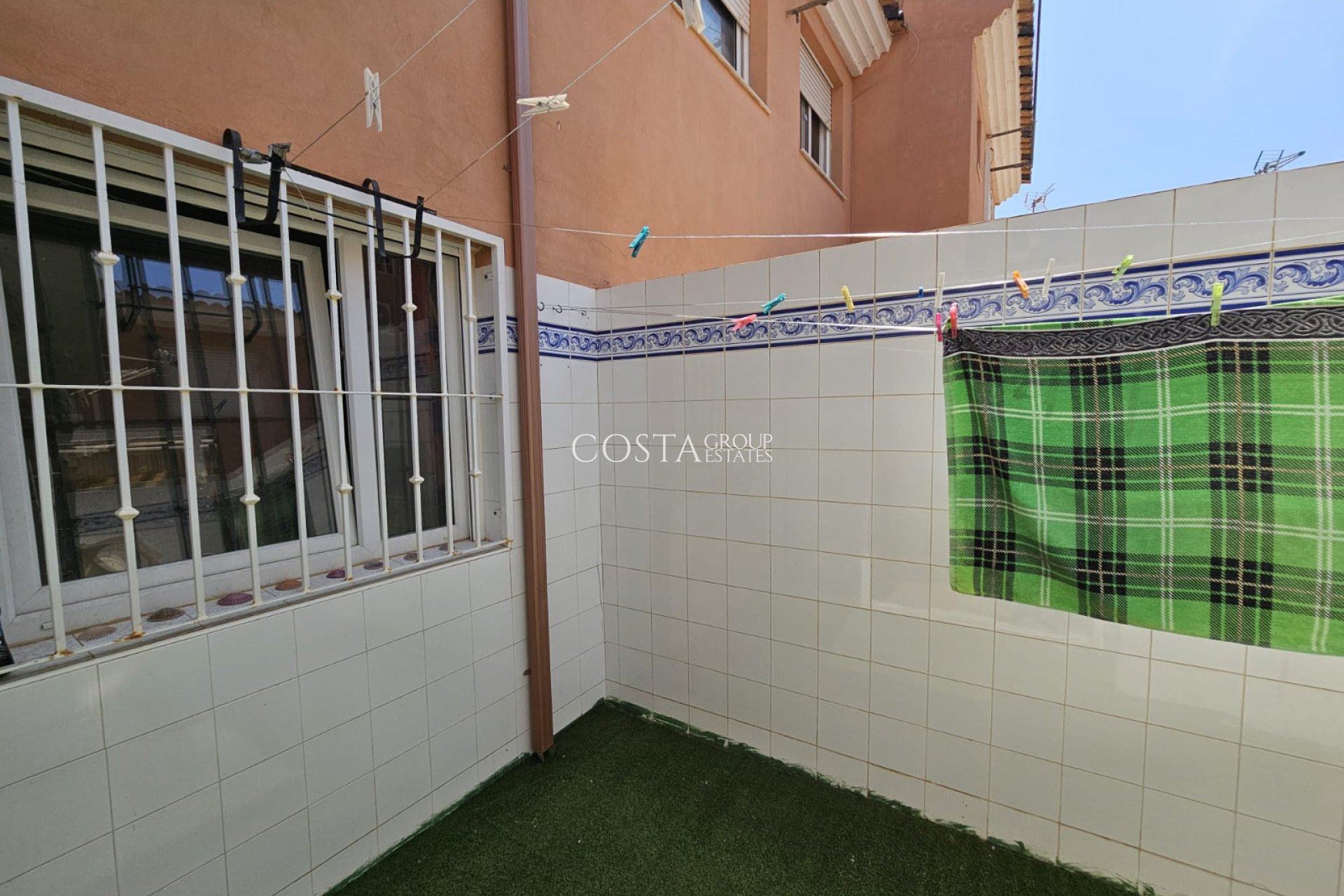 Resale - House -
Torre de la Horadada