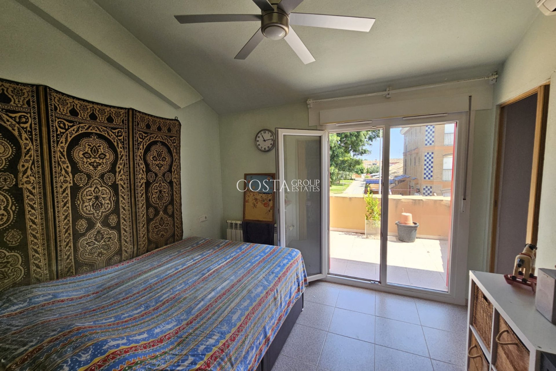 Resale - House -
Torre de la Horadada