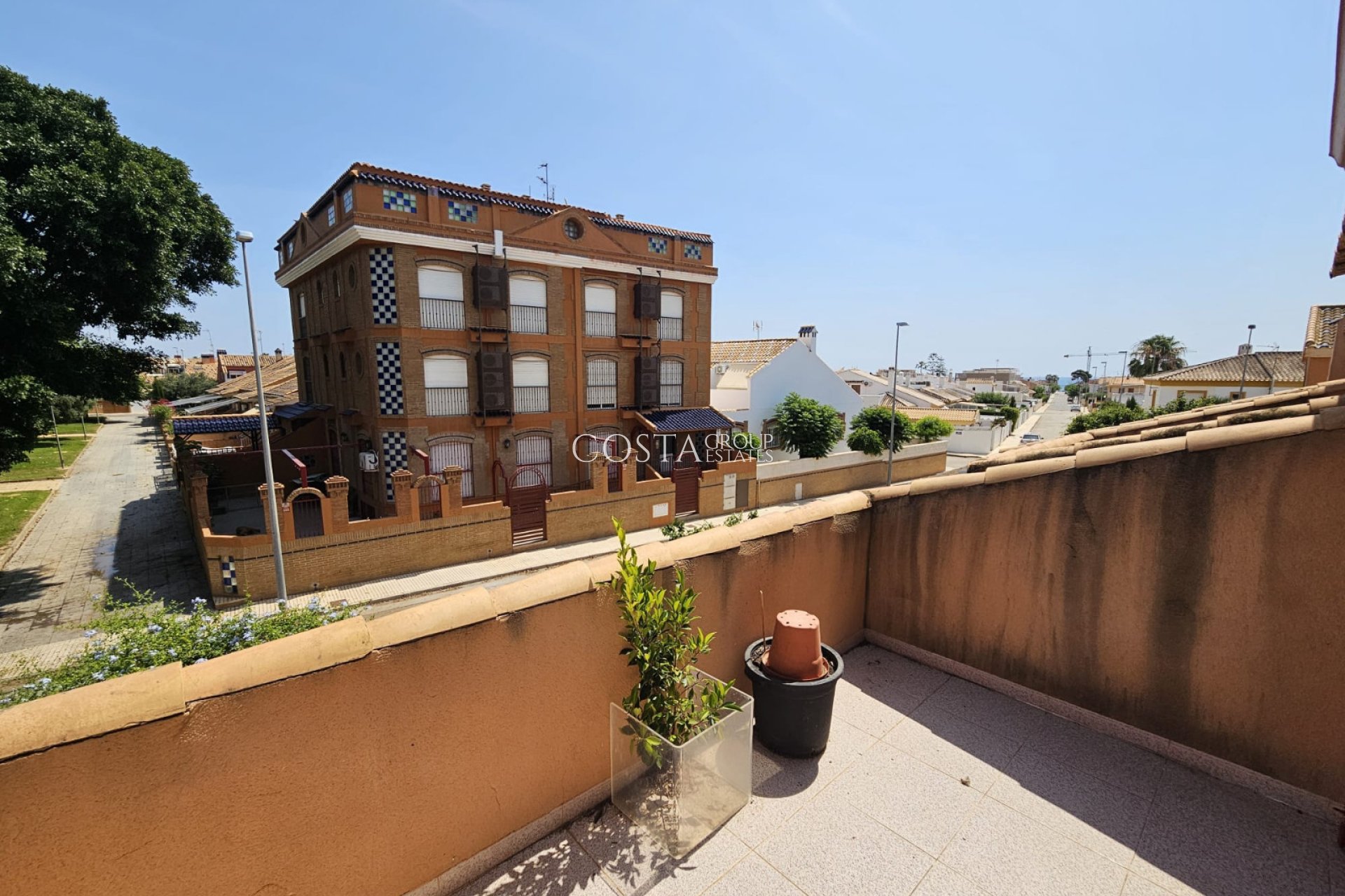 Resale - House -
Torre de la Horadada