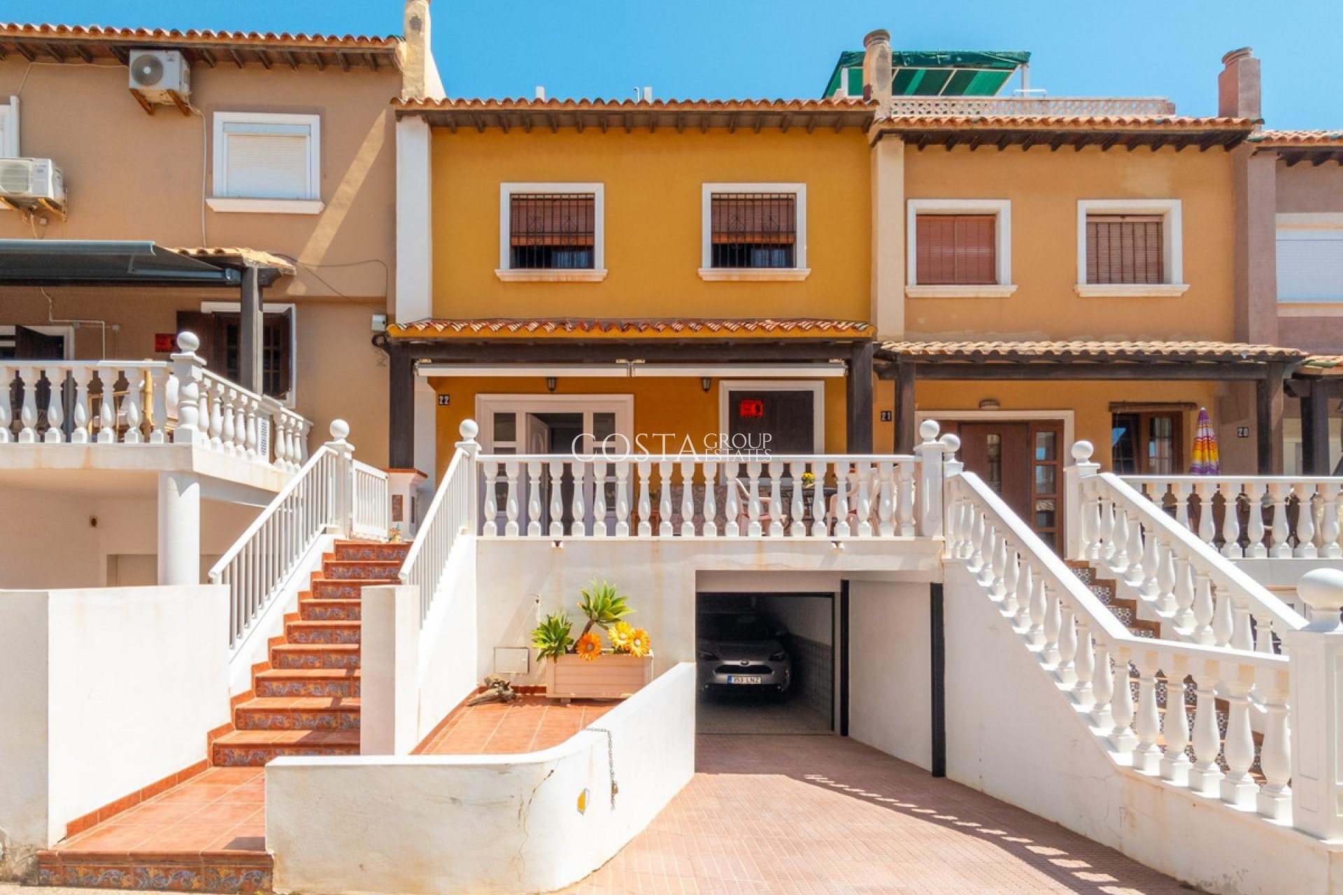 Resale - House -
Torrevieja - Cabo Cervera