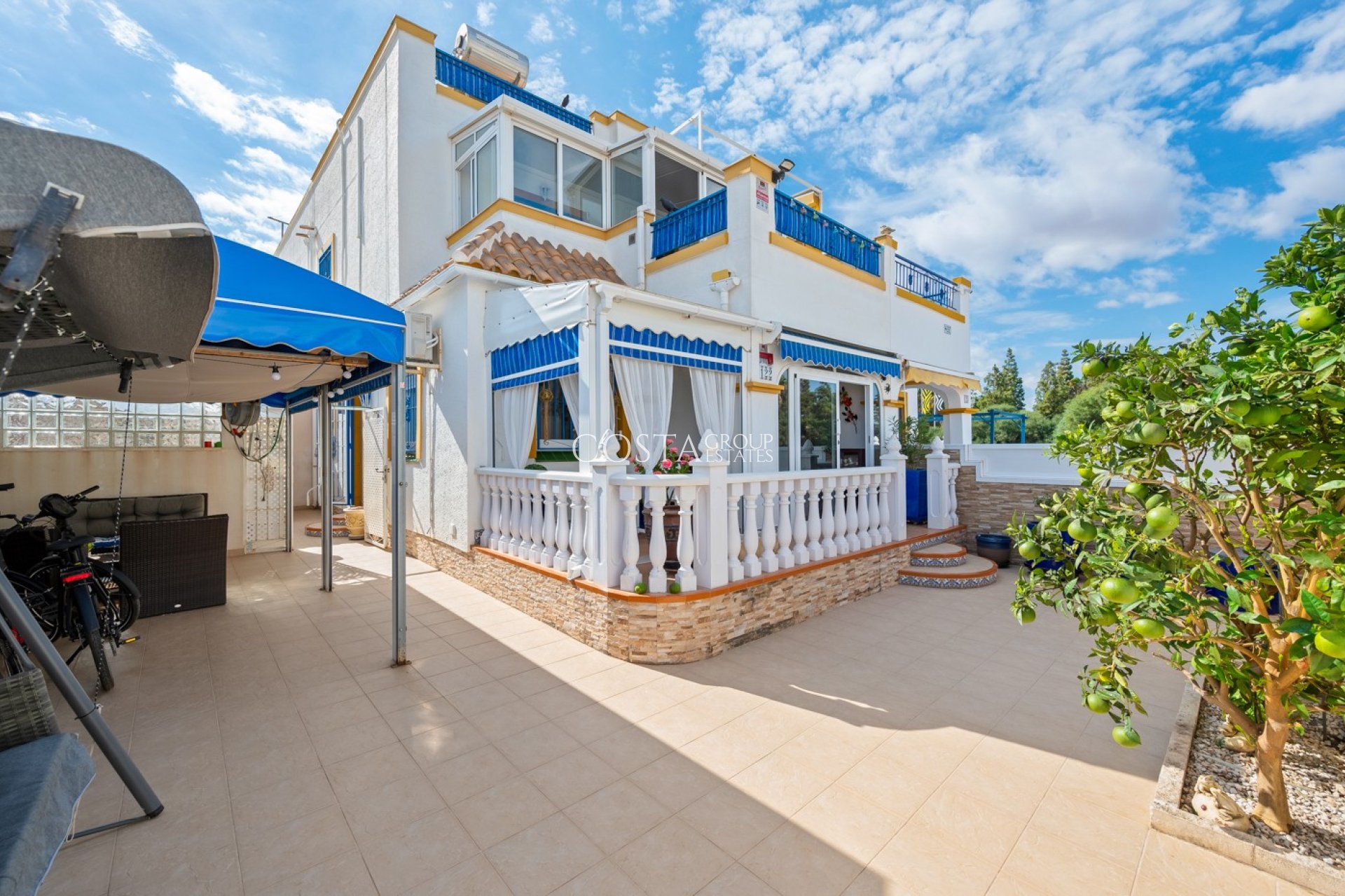 Resale - House -
Torrevieja - Habaneras