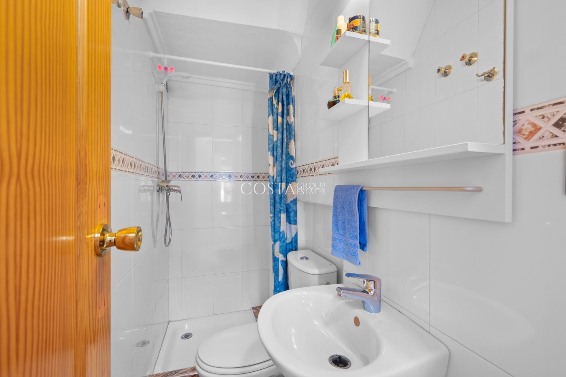 Resale - House -
Torrevieja - Habaneras