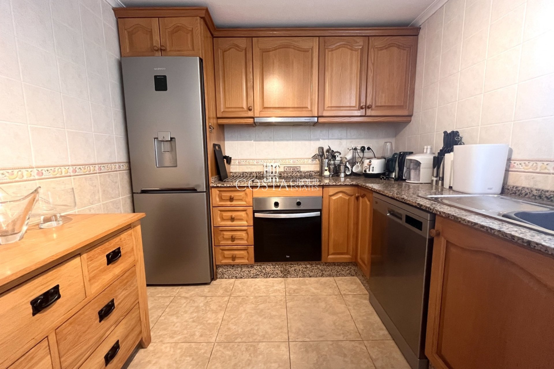 Resale - House -
Torrevieja - La Mata