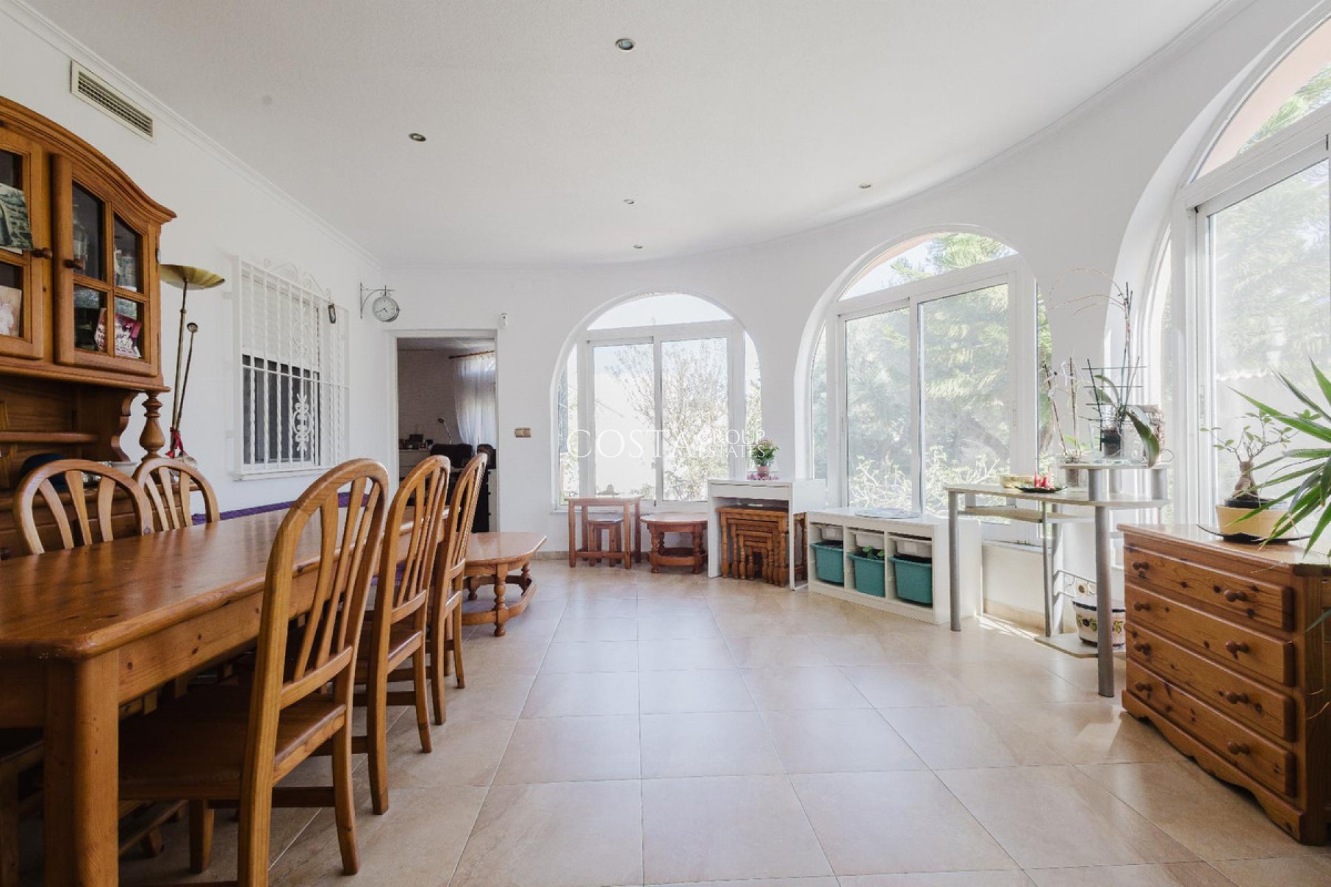 Resale - House -
Torrevieja - La Siesta