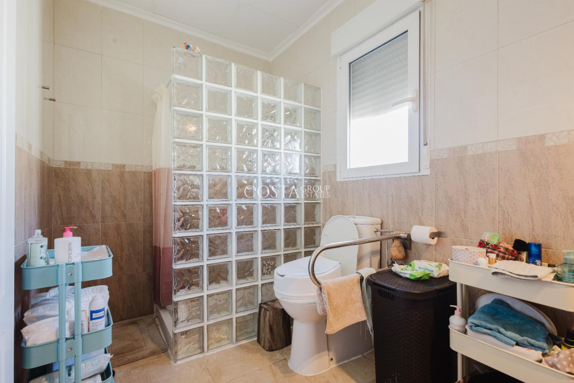 Resale - House -
Torrevieja - La Siesta