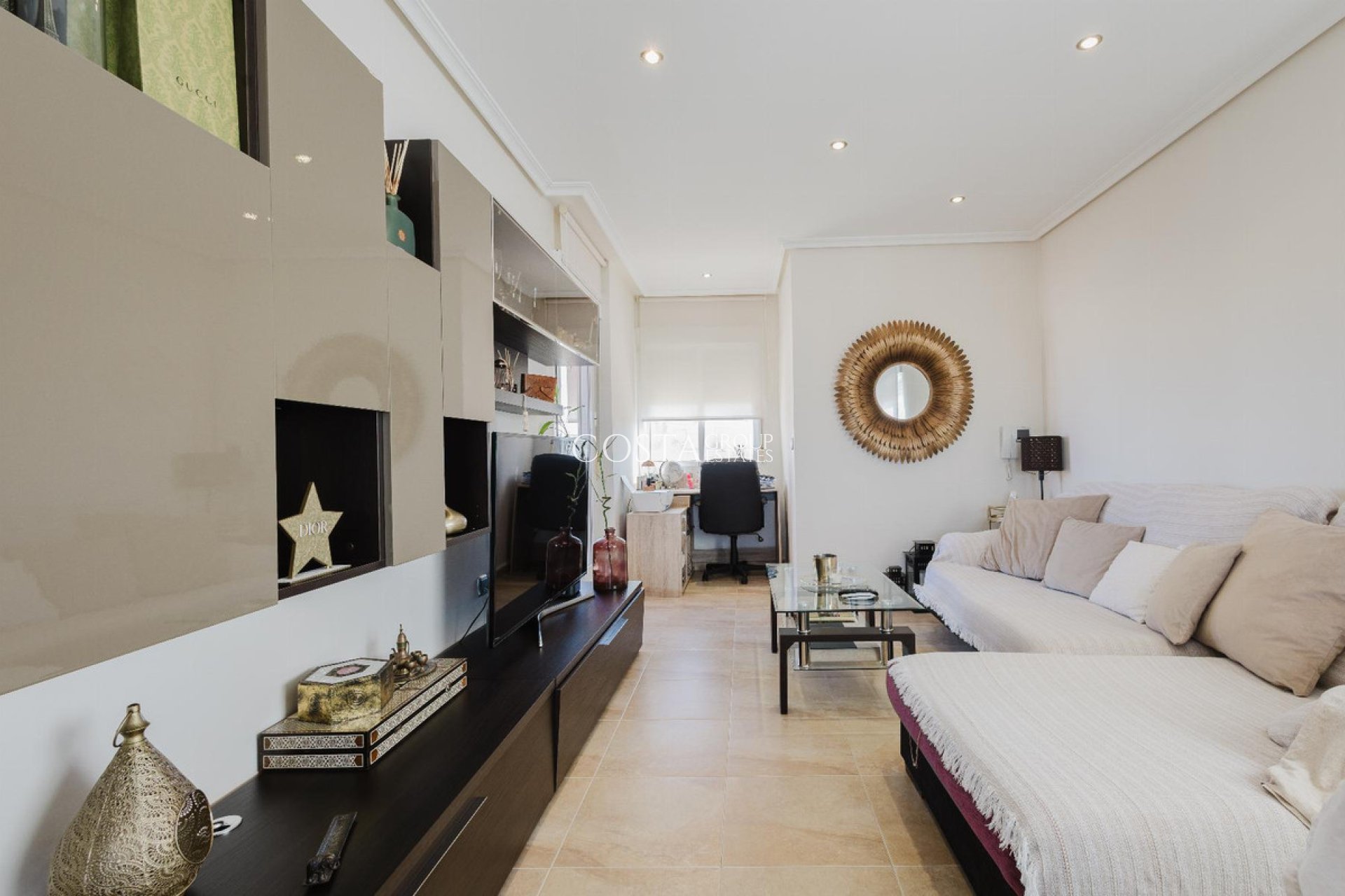 Resale - House -
Torrevieja - La Siesta