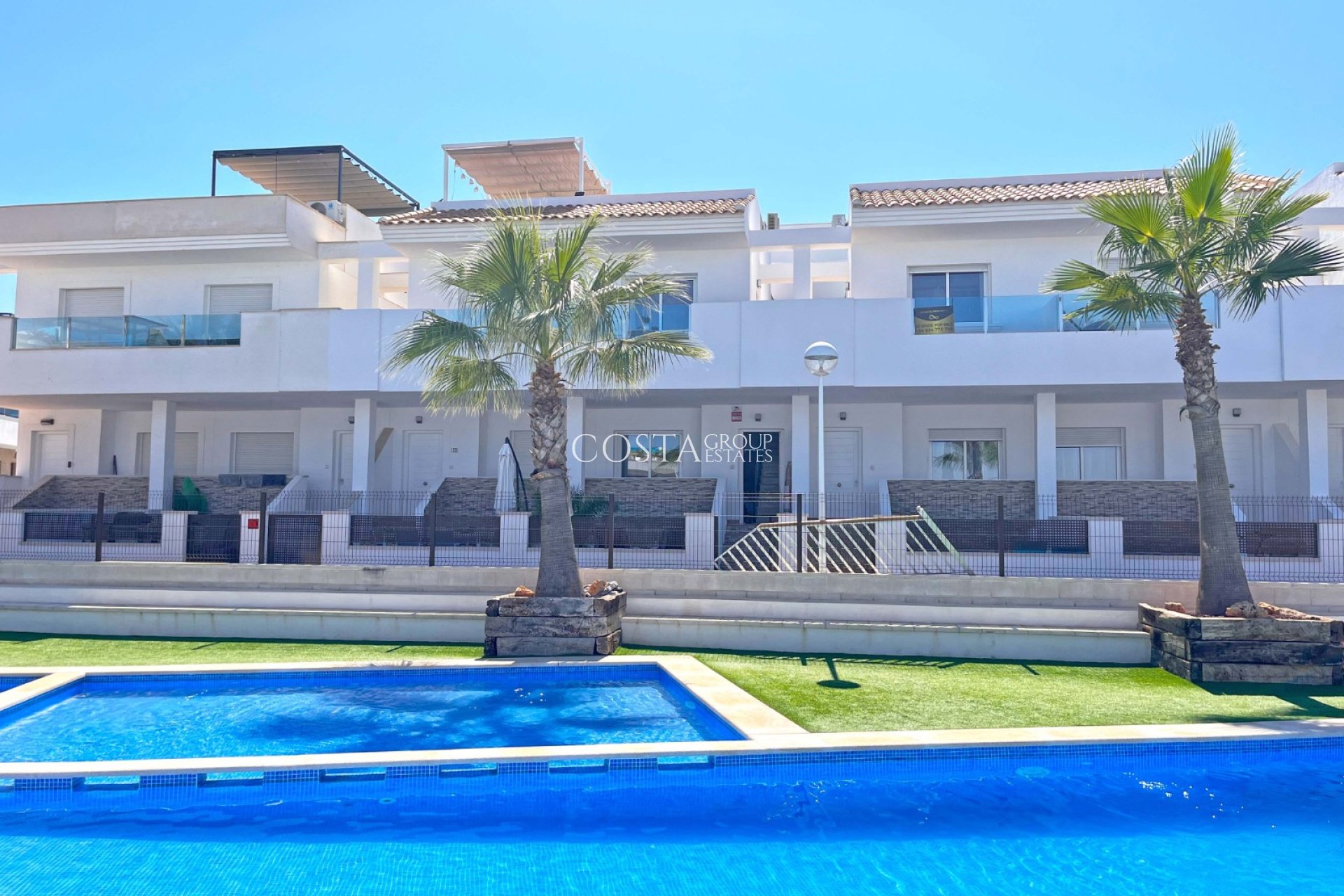 Resale - House -
Torrevieja - Los Balcones
