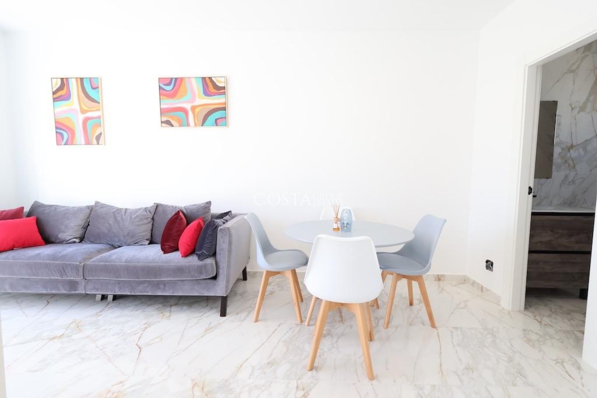 Resale - House -
Torrevieja - San Luis