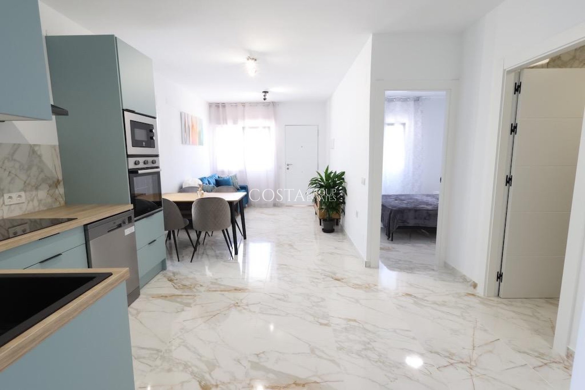Resale - House -
Torrevieja - San Luis