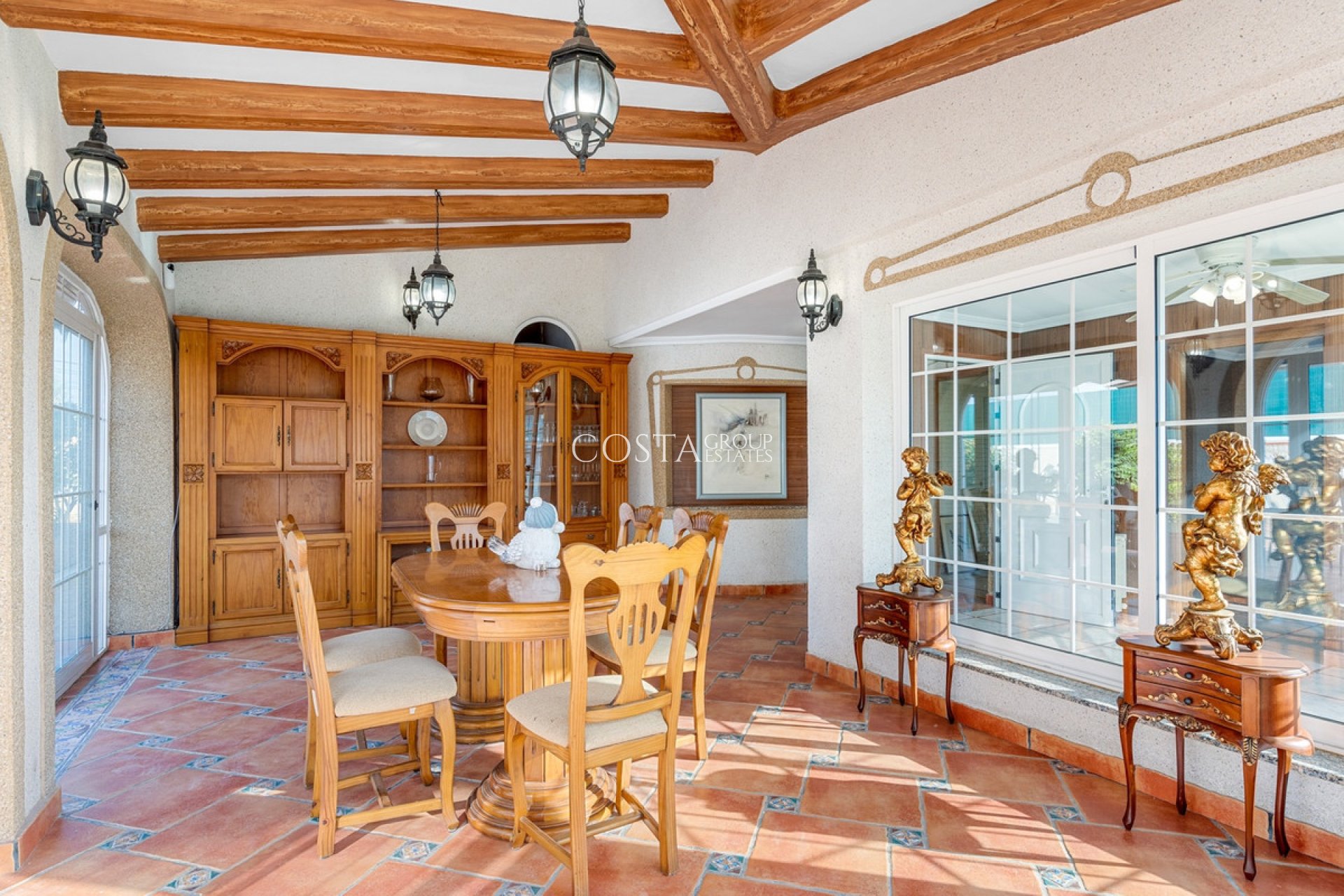 Resale - House -
Torrevieja - Torrevieja Centro