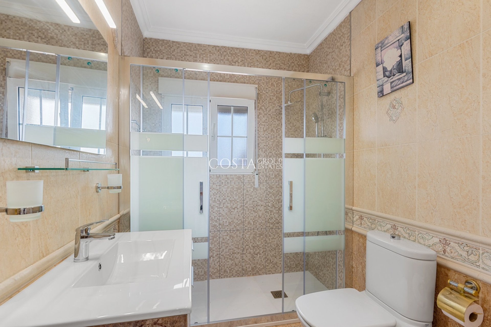 Resale - House -
Torrevieja - Torrevieja Centro