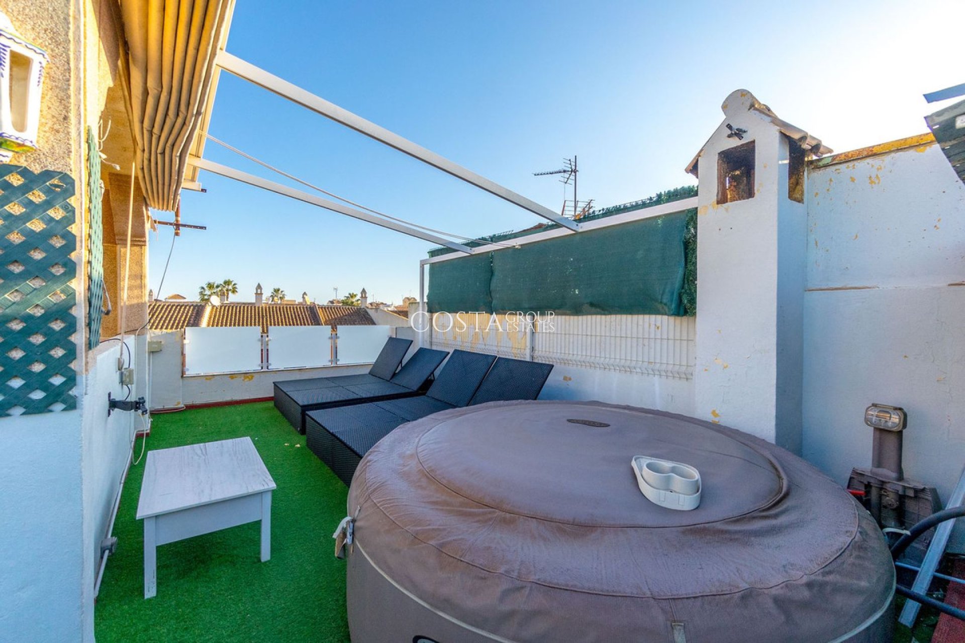 Resale - House -
Torrevieja - Torrevieja Centro