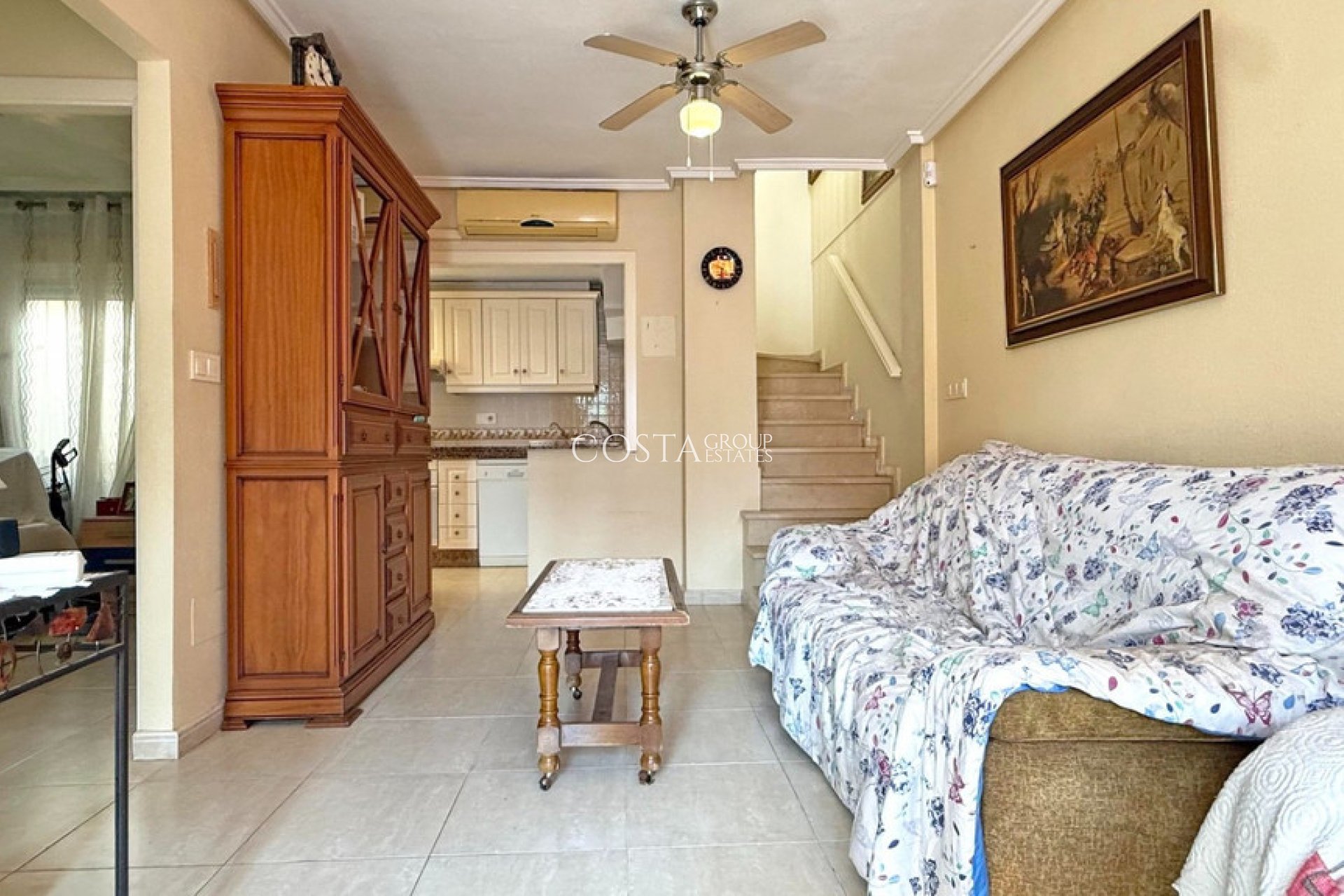 Resale - House -
Torrevieja - Torrevieja Centro