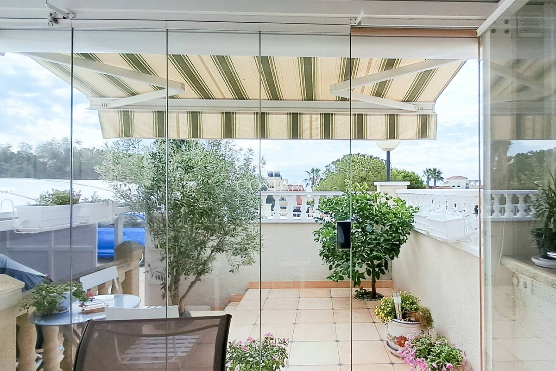 Resale - House -
Torrevieja - Torrevieja Centro