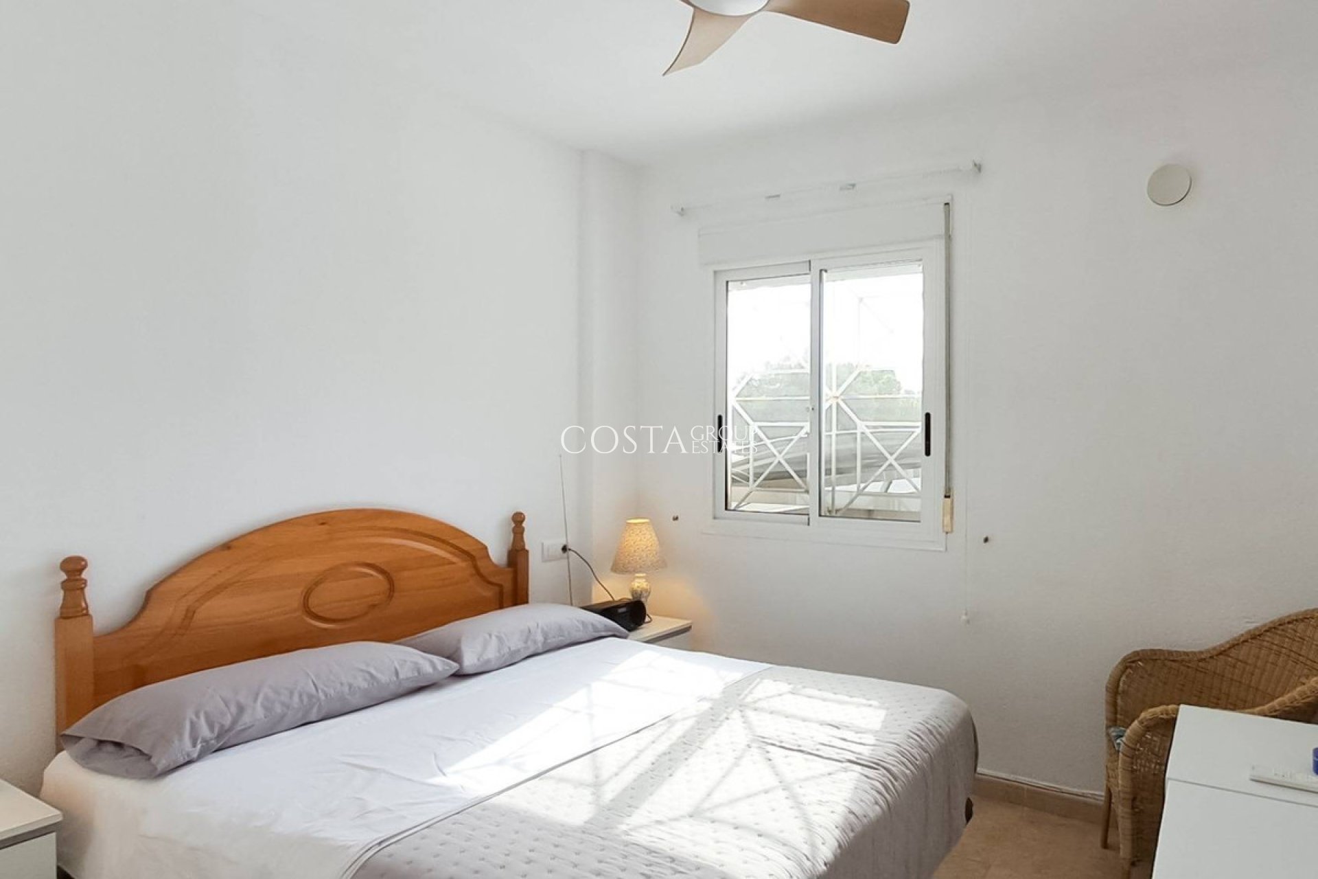 Resale - House -
Torrevieja - Torrevieja Centro