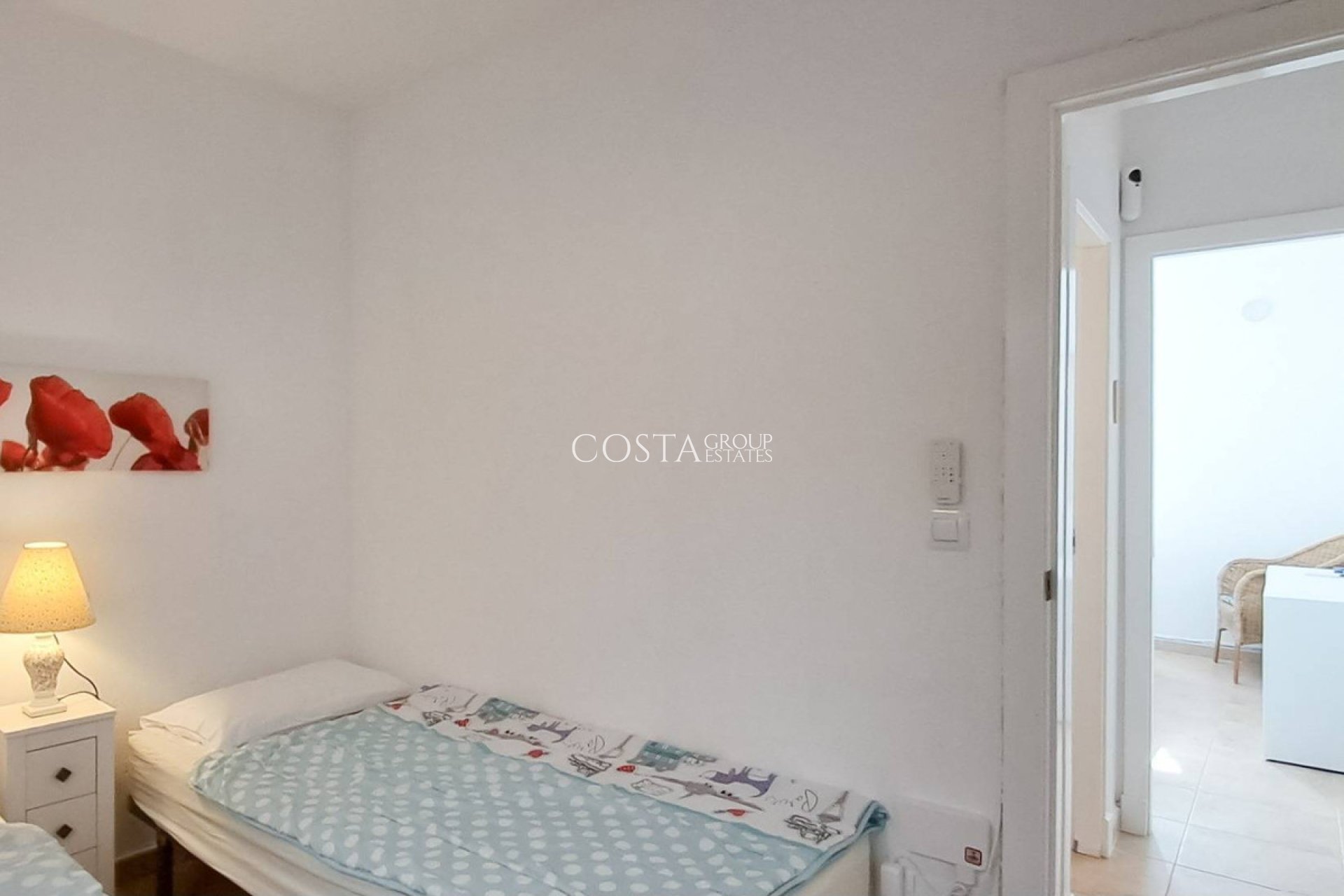 Resale - House -
Torrevieja - Torrevieja Centro