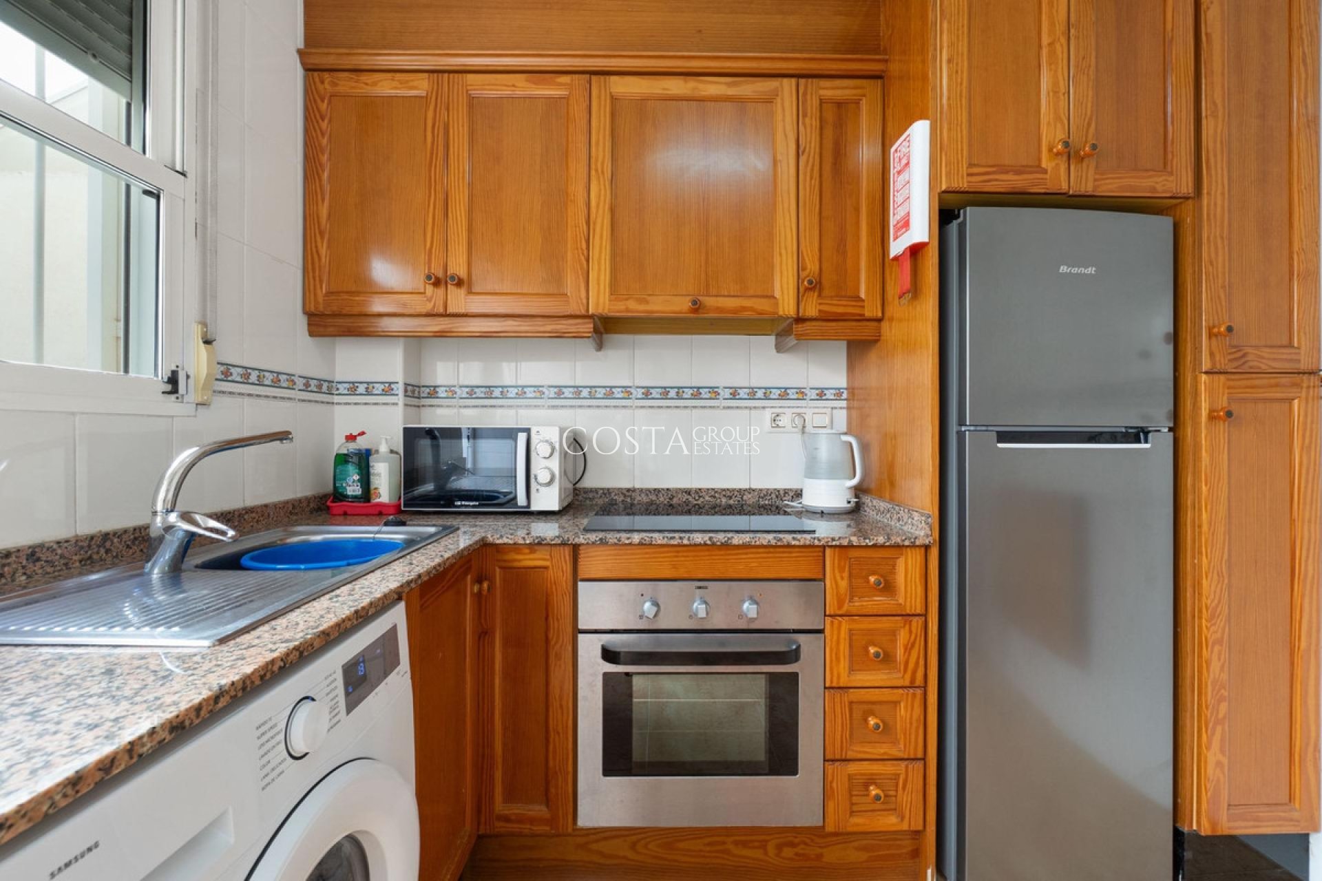 Resale - House -
Torrevieja - Torrevieja Centro