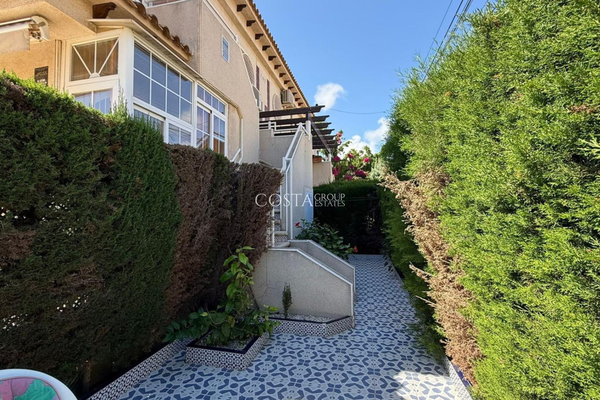 Resale - House -
Torrevieja - Torrevieja Centro