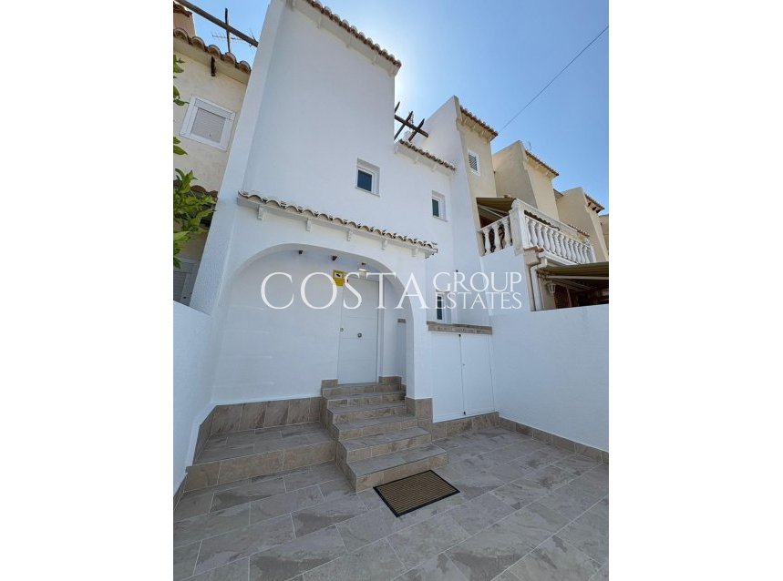 Resale - House -
Torrevieja - Torrevieja Centro