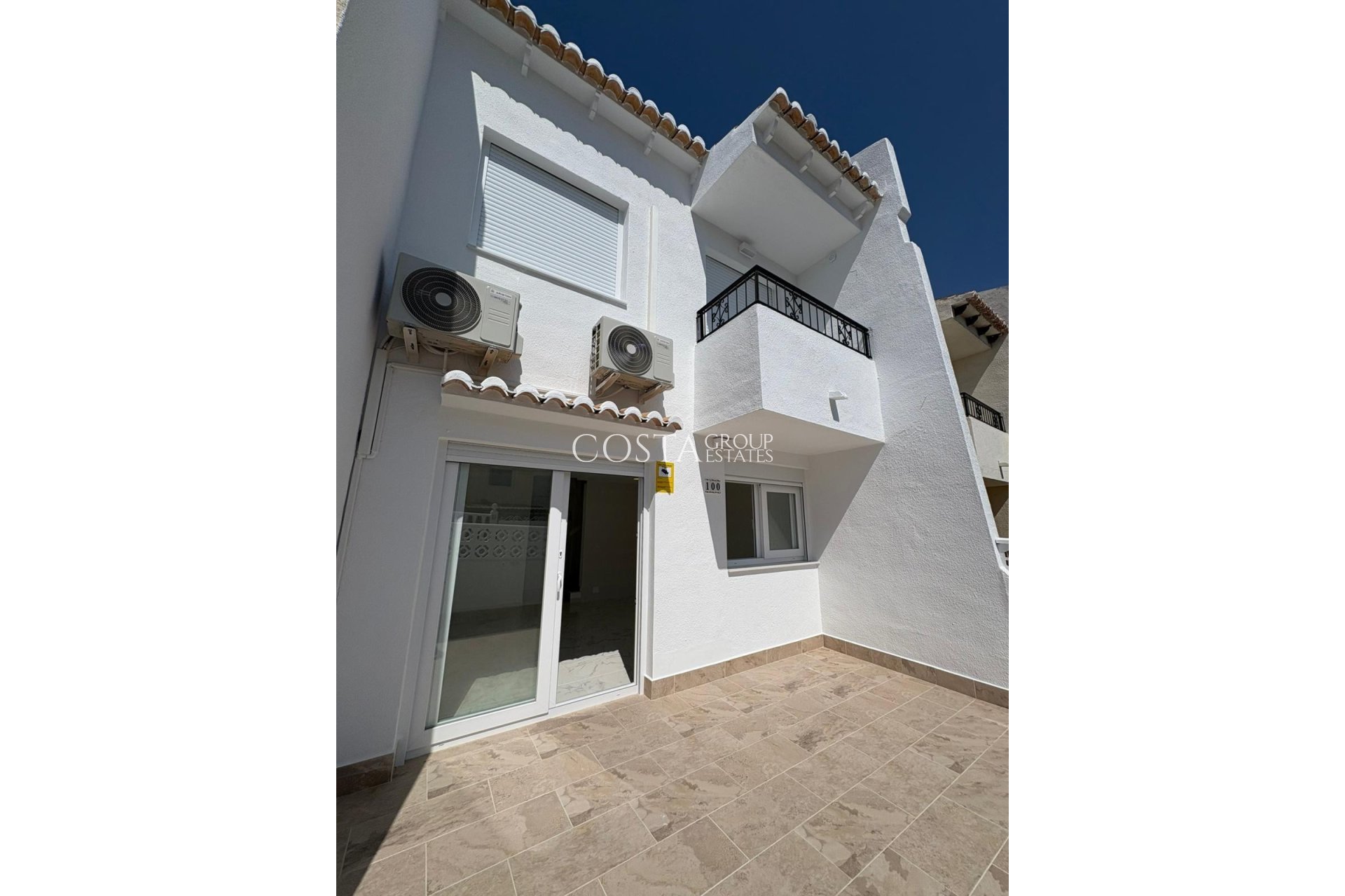 Resale - House -
Torrevieja - Torrevieja Centro