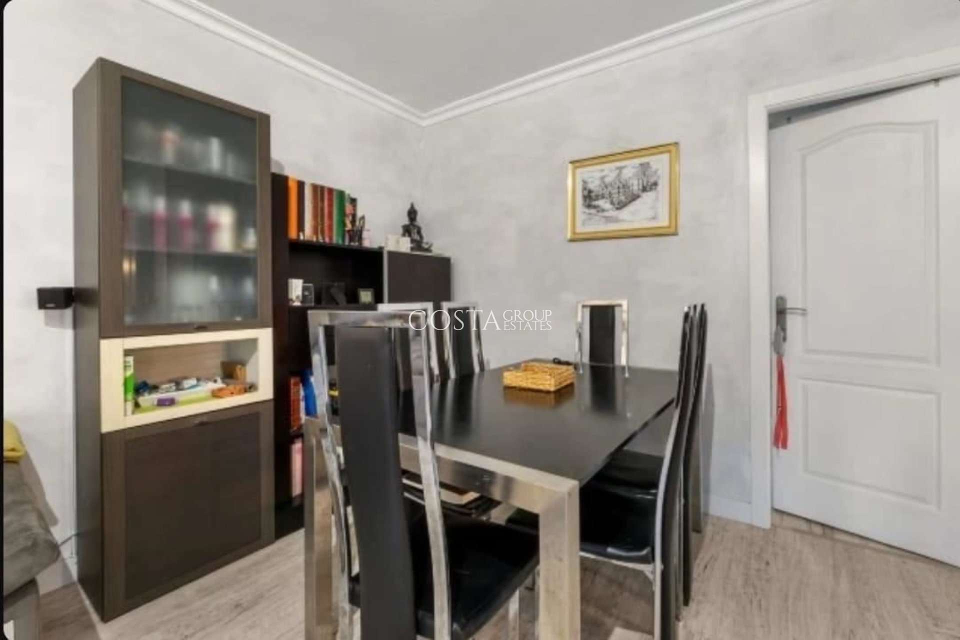 Resale - House -
Torrevieja - Torrevieja Centro