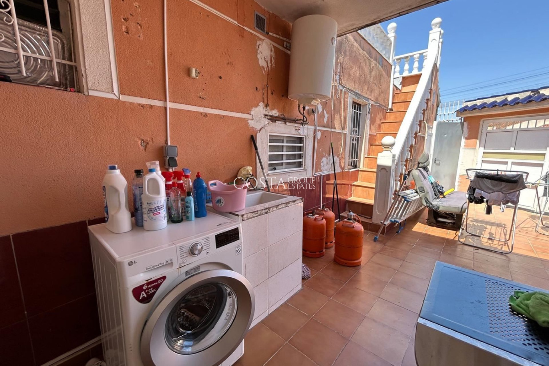 Resale - House -
Torrevieja - Torrevieja Centro