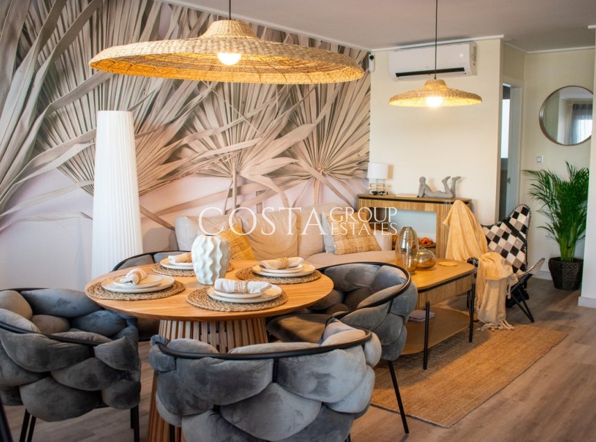 Resale - House -
Torrevieja - Torrevieja Centro