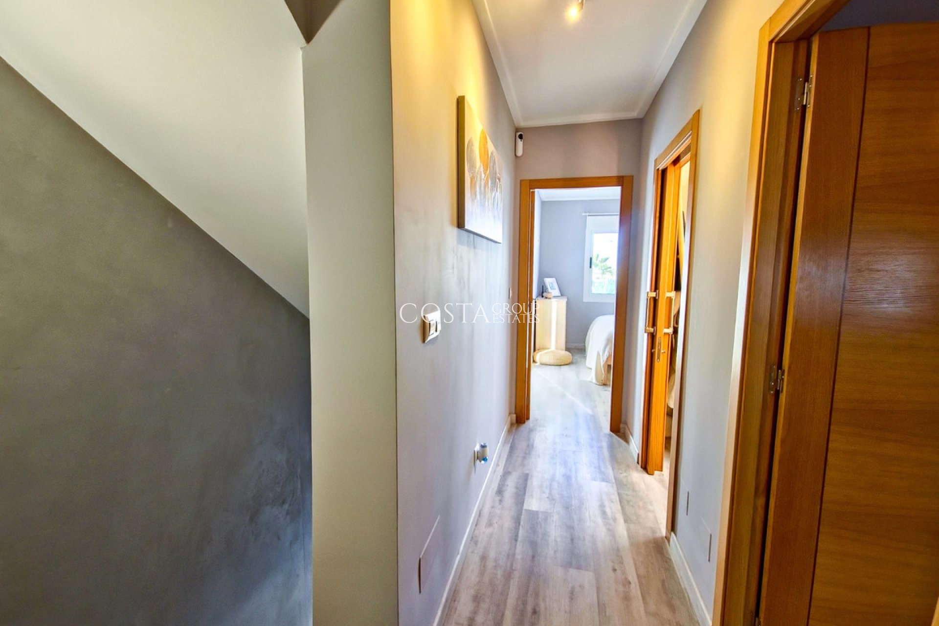 Resale - House -
Torrevieja - Torrevieja Centro