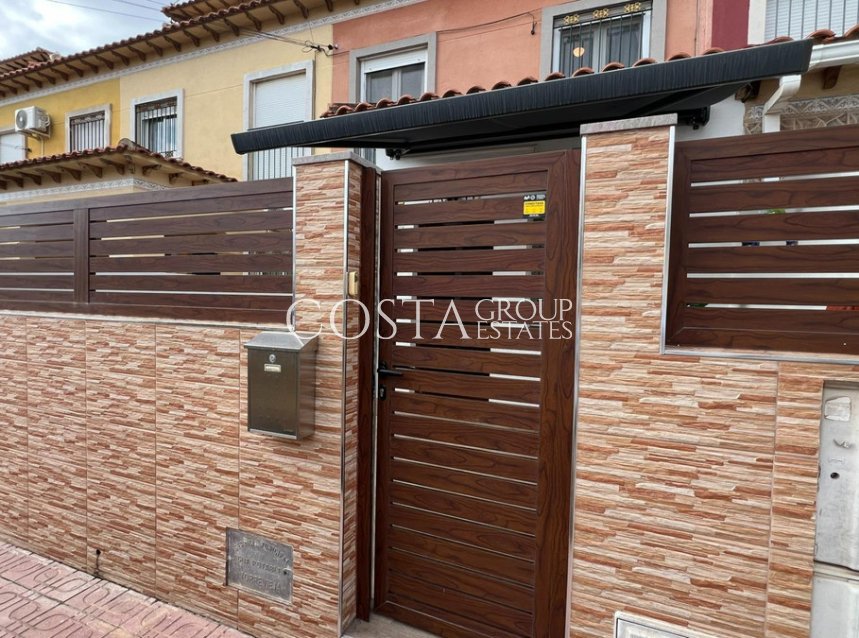 Resale - House -
Torrevieja - Torrevieja Centro