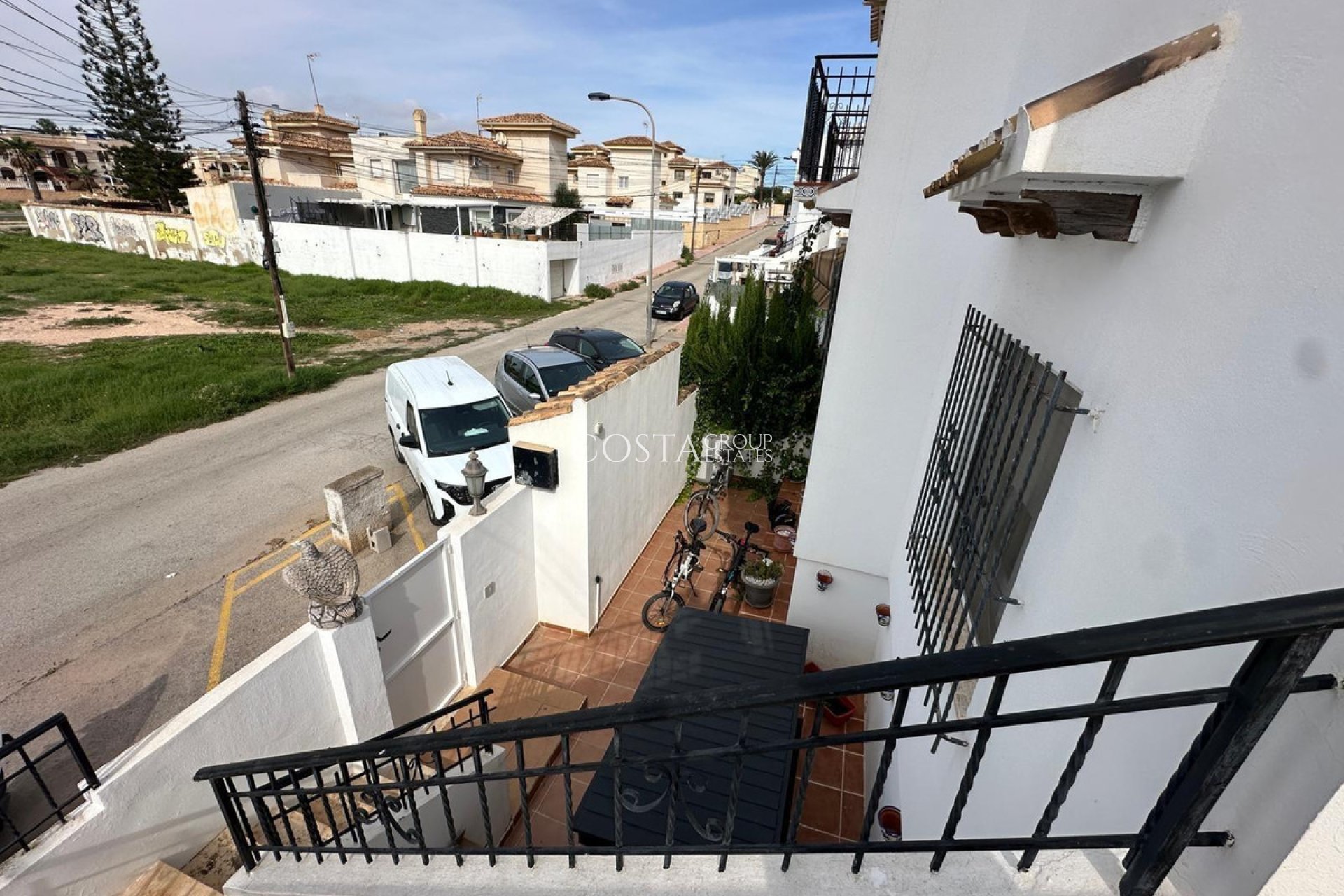 Resale - House -
Torrevieja - Torrevieja Centro