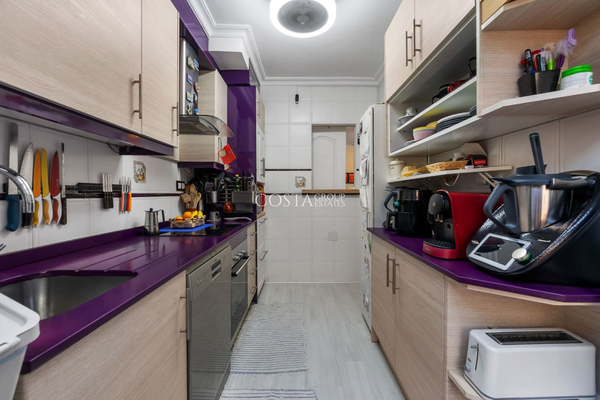 Resale - House -
Torrevieja