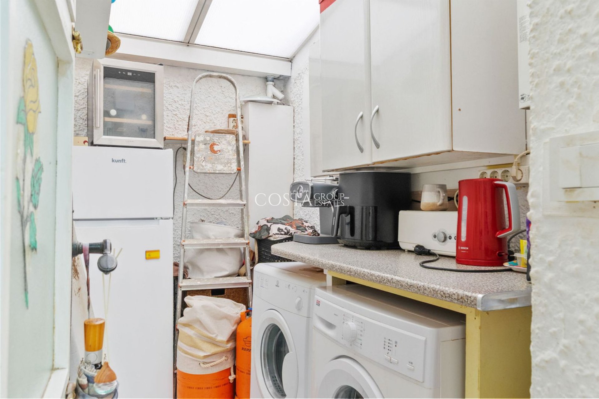 Resale - House -
Torrevieja