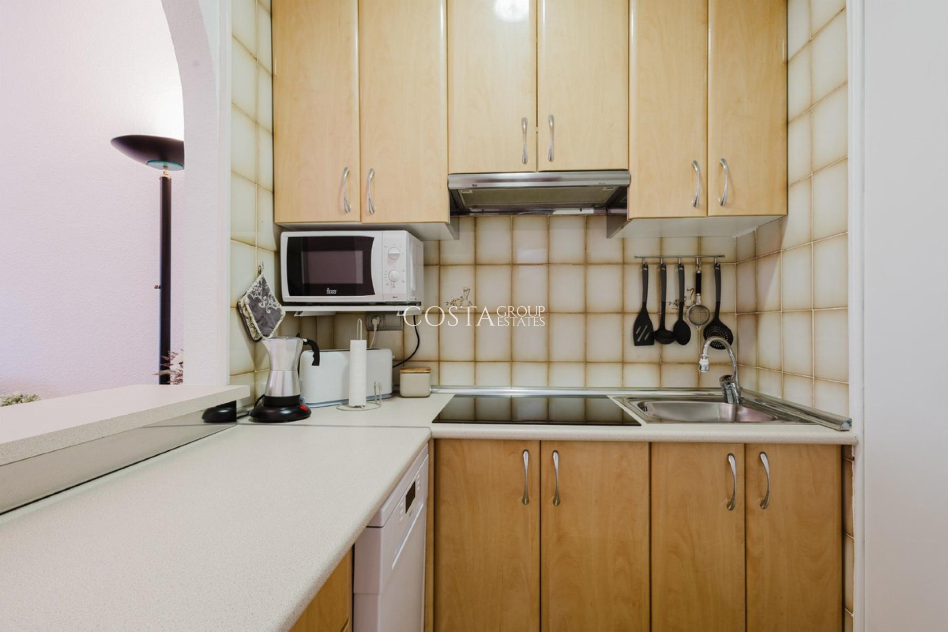 Resale - House -
Torrevieja