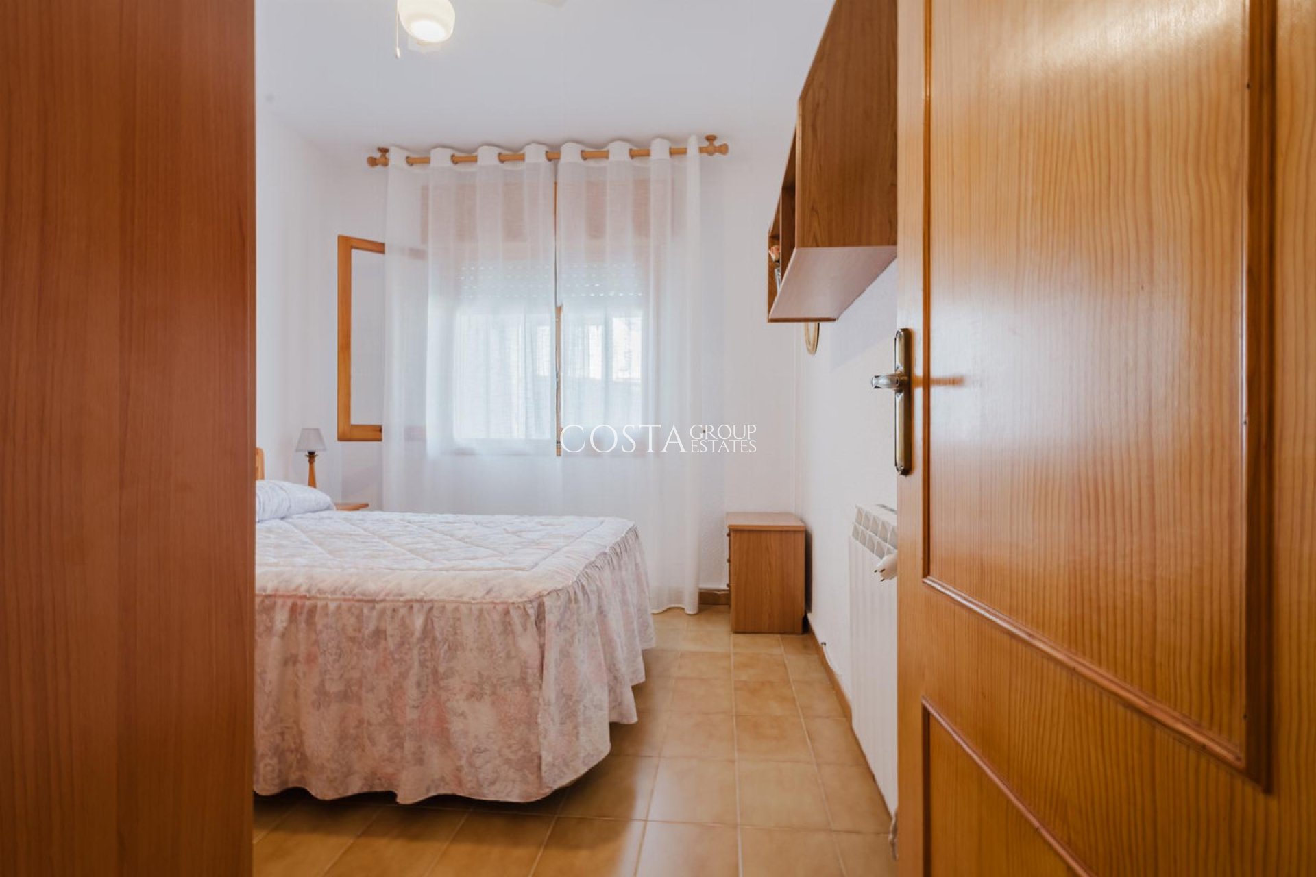 Resale - House -
Torrevieja