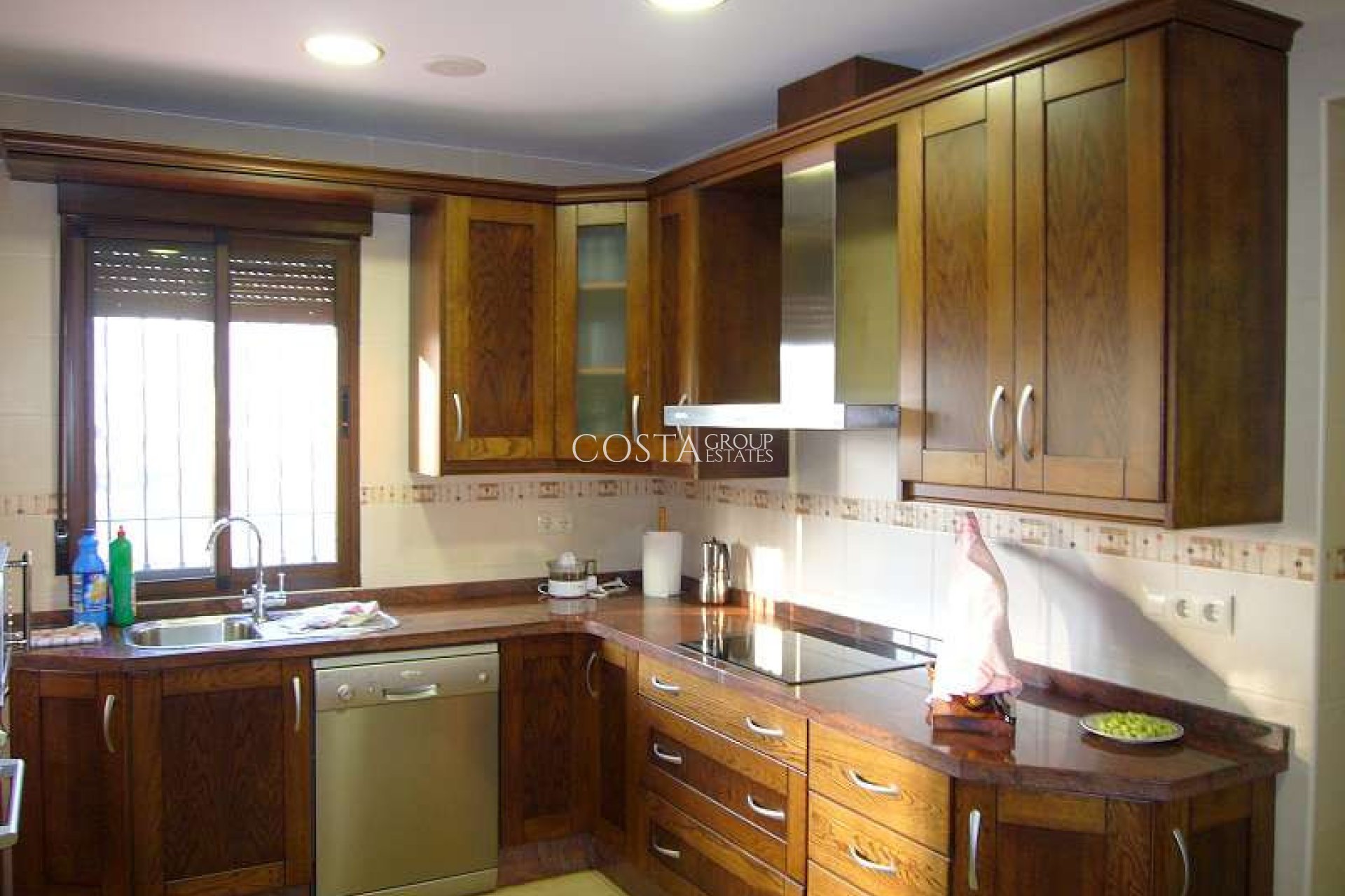 Resale - Villa -
Abanilla - Abanilla Centro