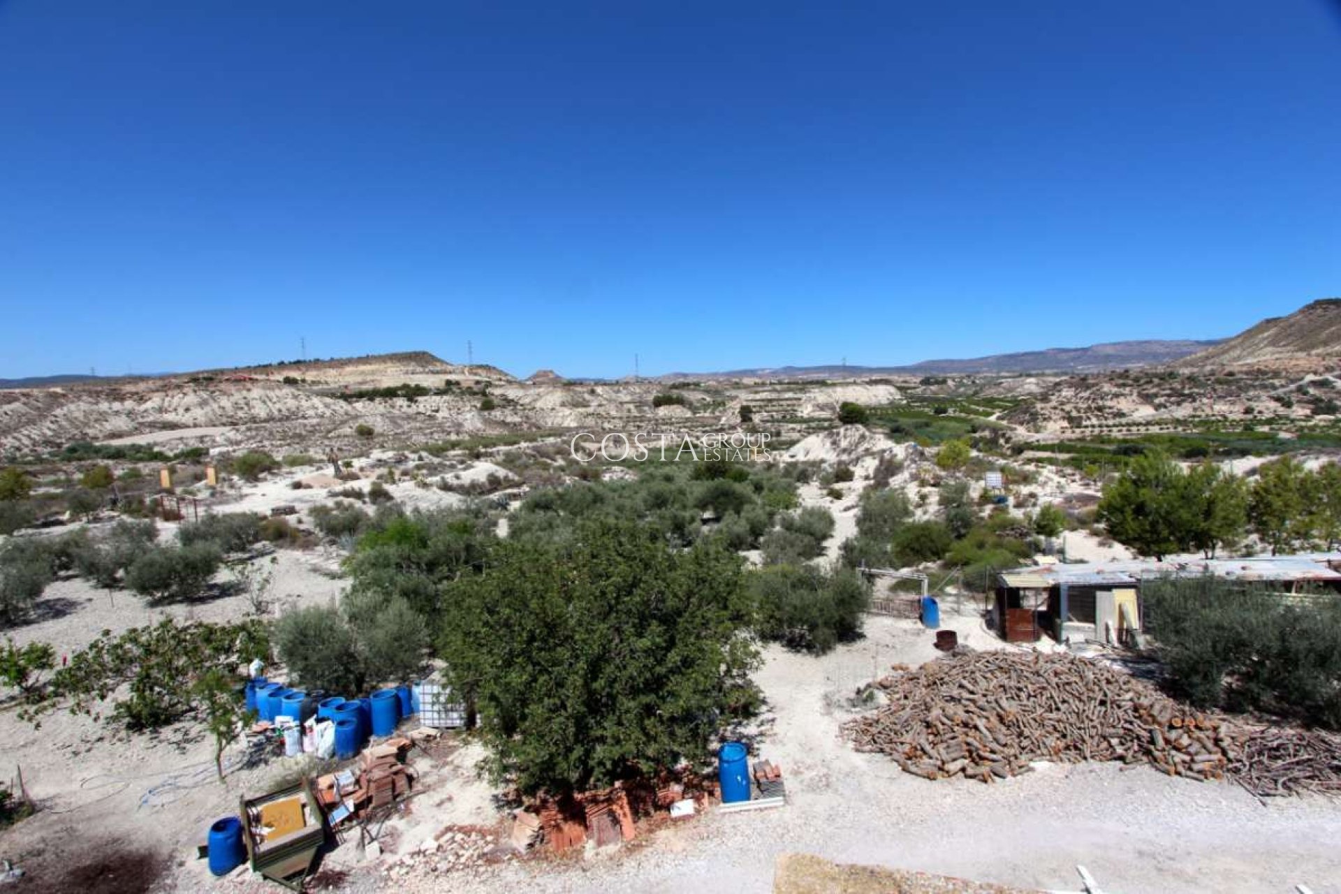 Resale - Villa -
Albudeite