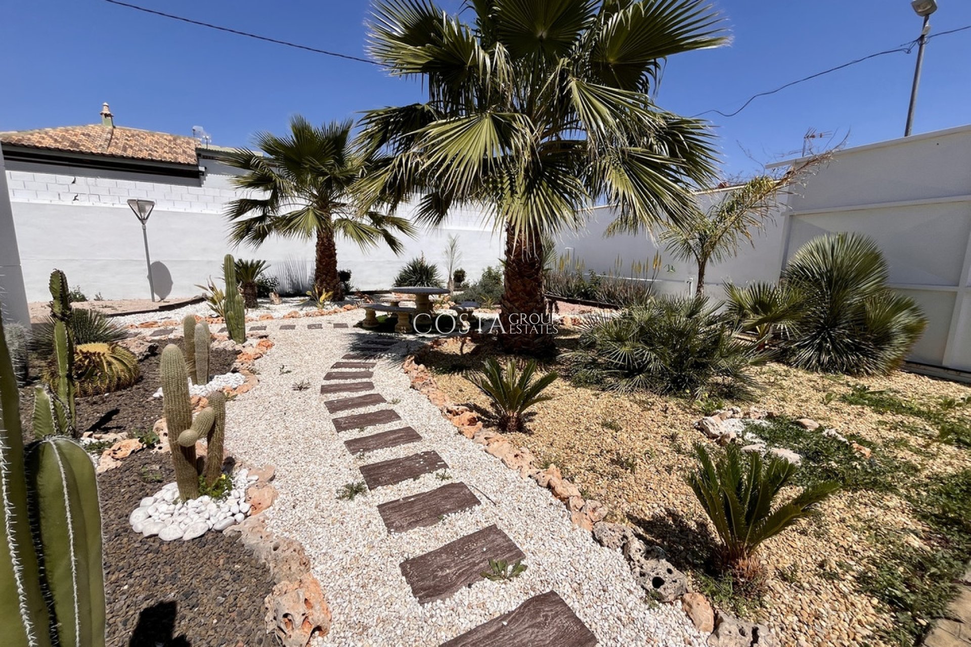 Resale - Villa -
Alcantarilla - Alcantarilla Centro